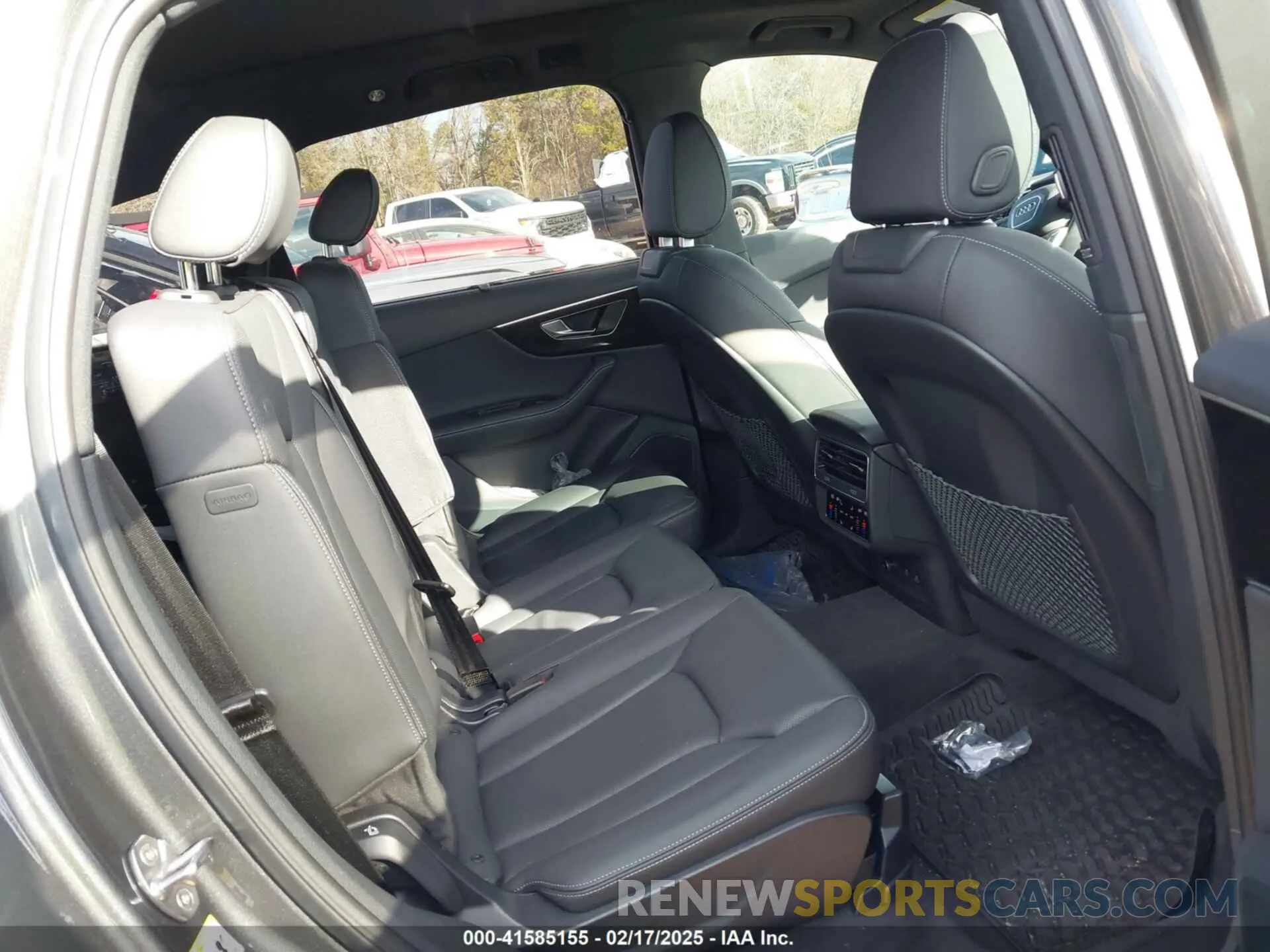 8 Photograph of a damaged car WA1LCBF70SD000963 AUDI Q7 2025
