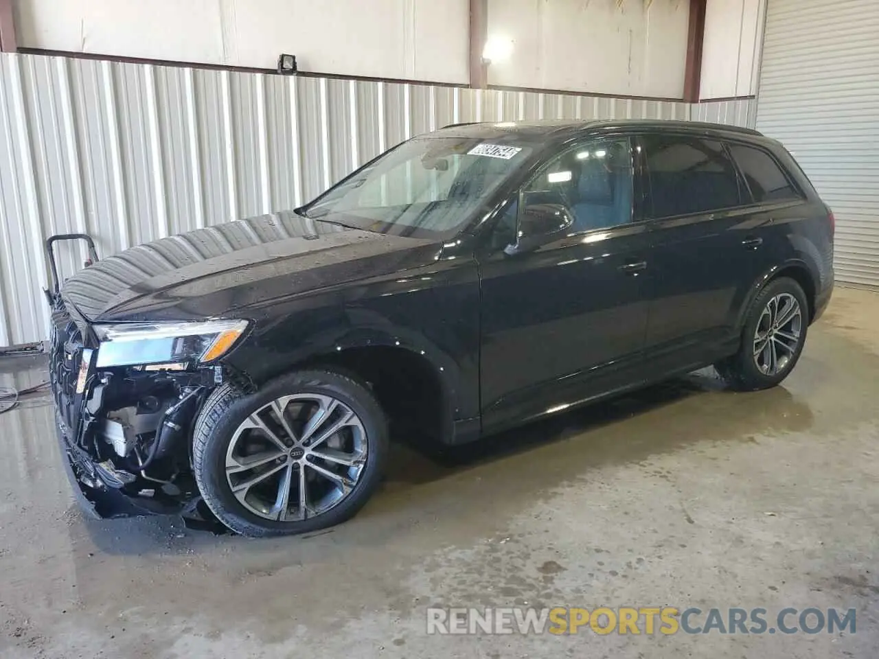 1 Photograph of a damaged car WA1LCBF76SD004452 AUDI Q7 2025