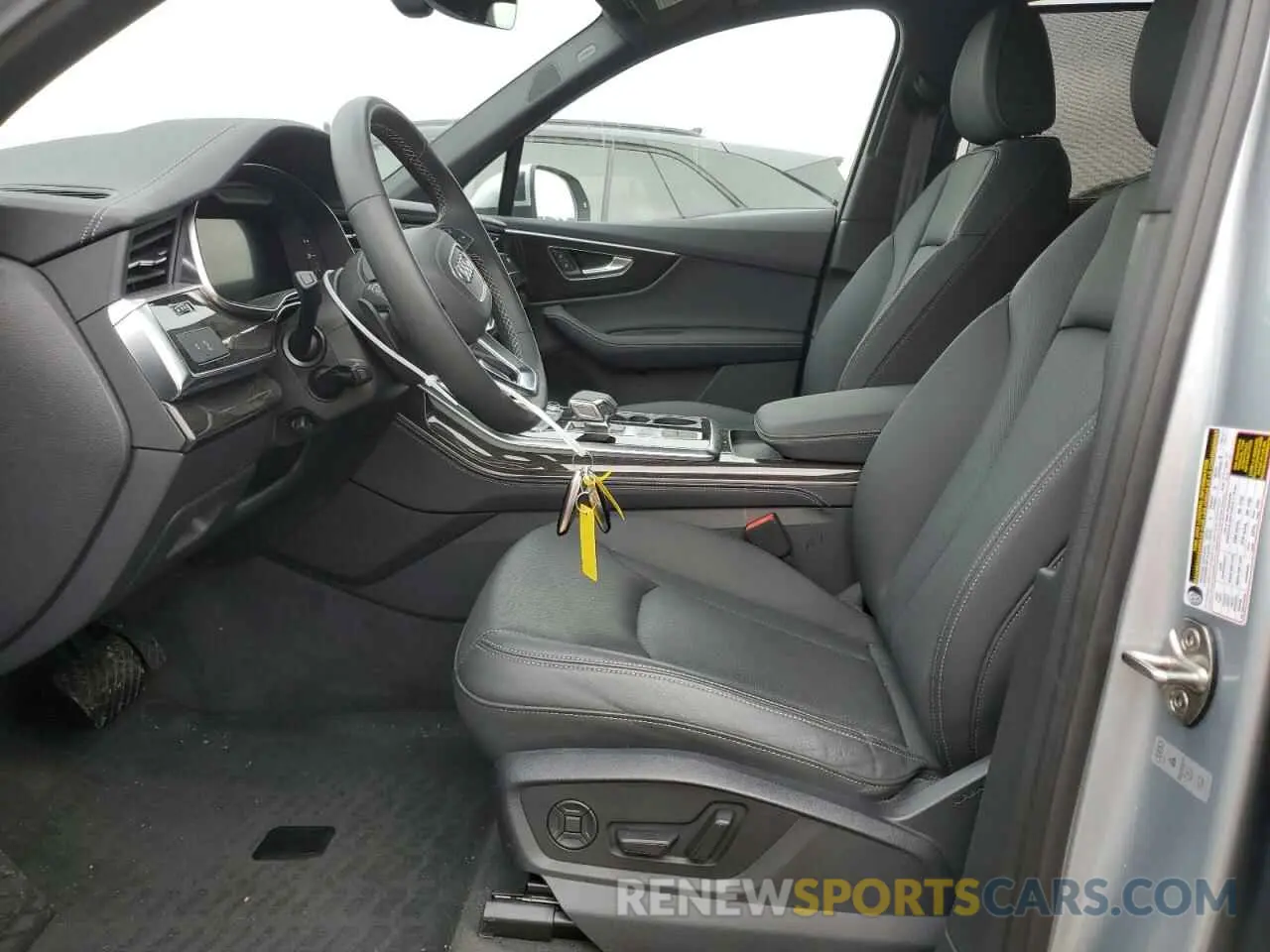 7 Photograph of a damaged car WA1LCBF77SD005139 AUDI Q7 2025