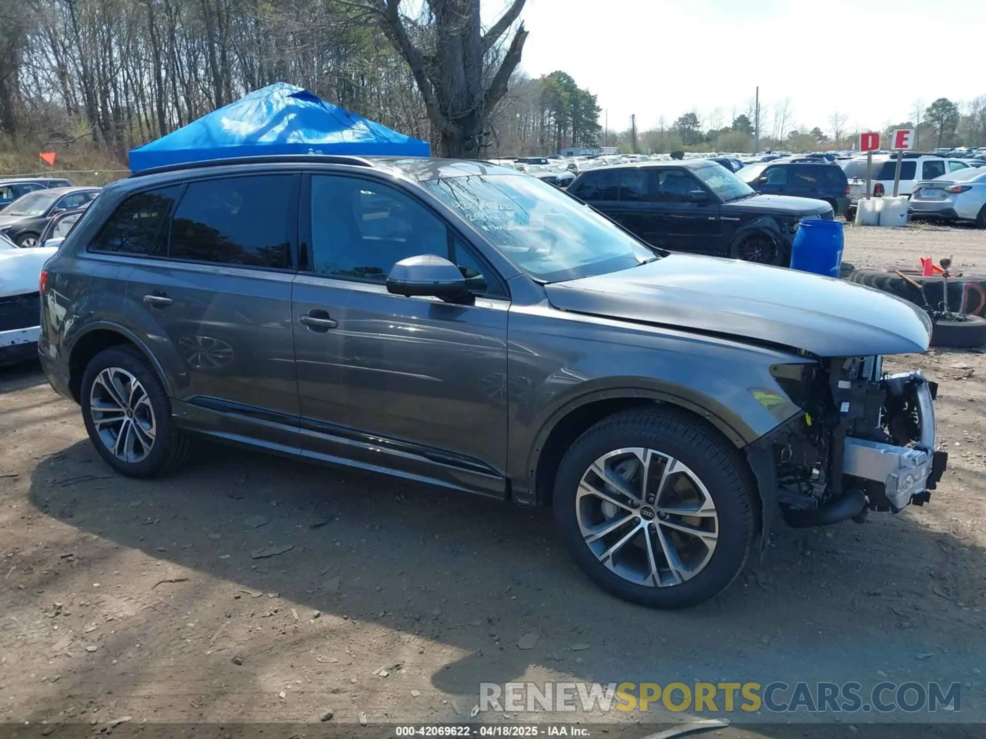 13 Photograph of a damaged car WA1LCBF7XSD002798 AUDI Q7 2025