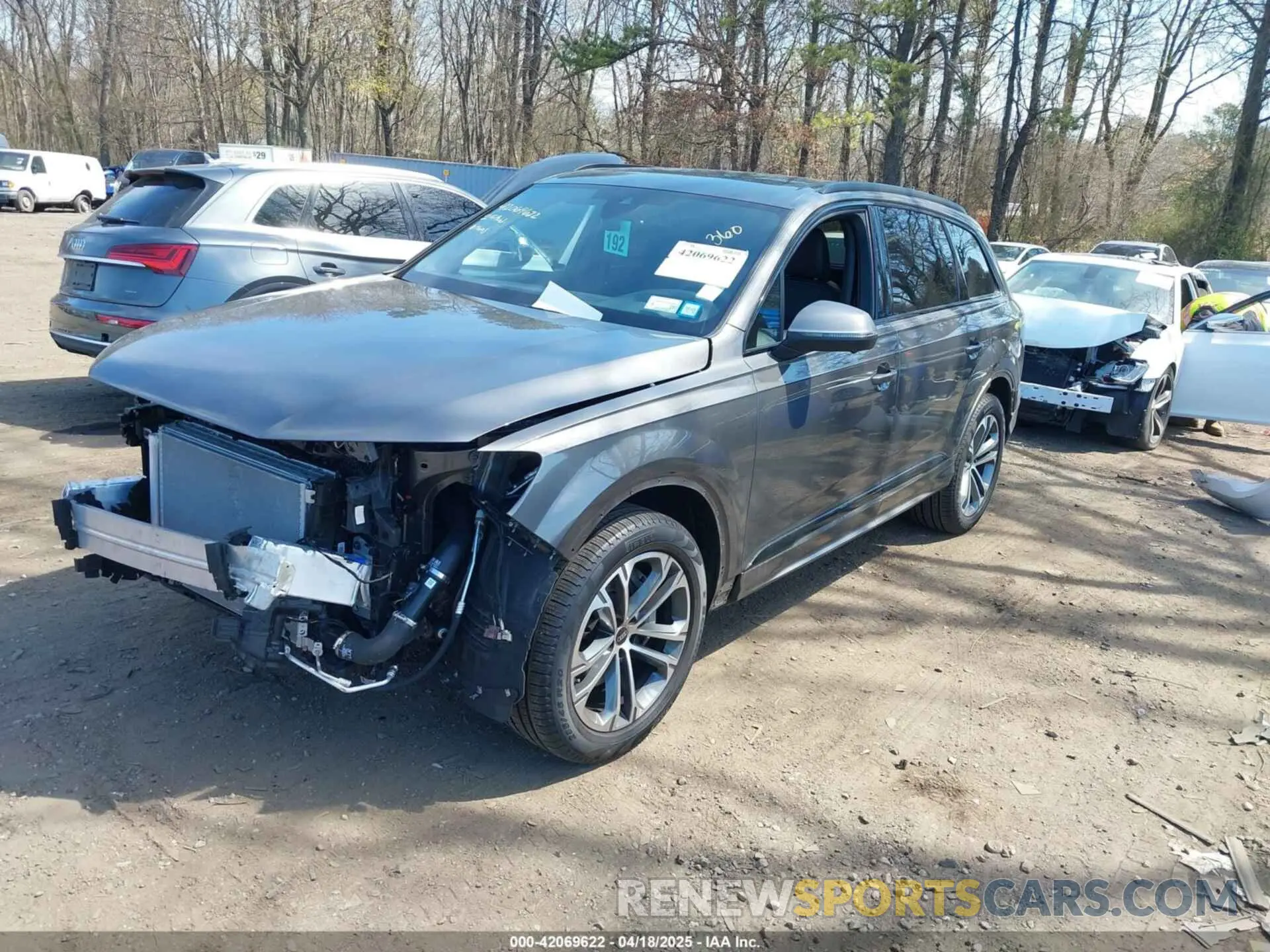 2 Photograph of a damaged car WA1LCBF7XSD002798 AUDI Q7 2025