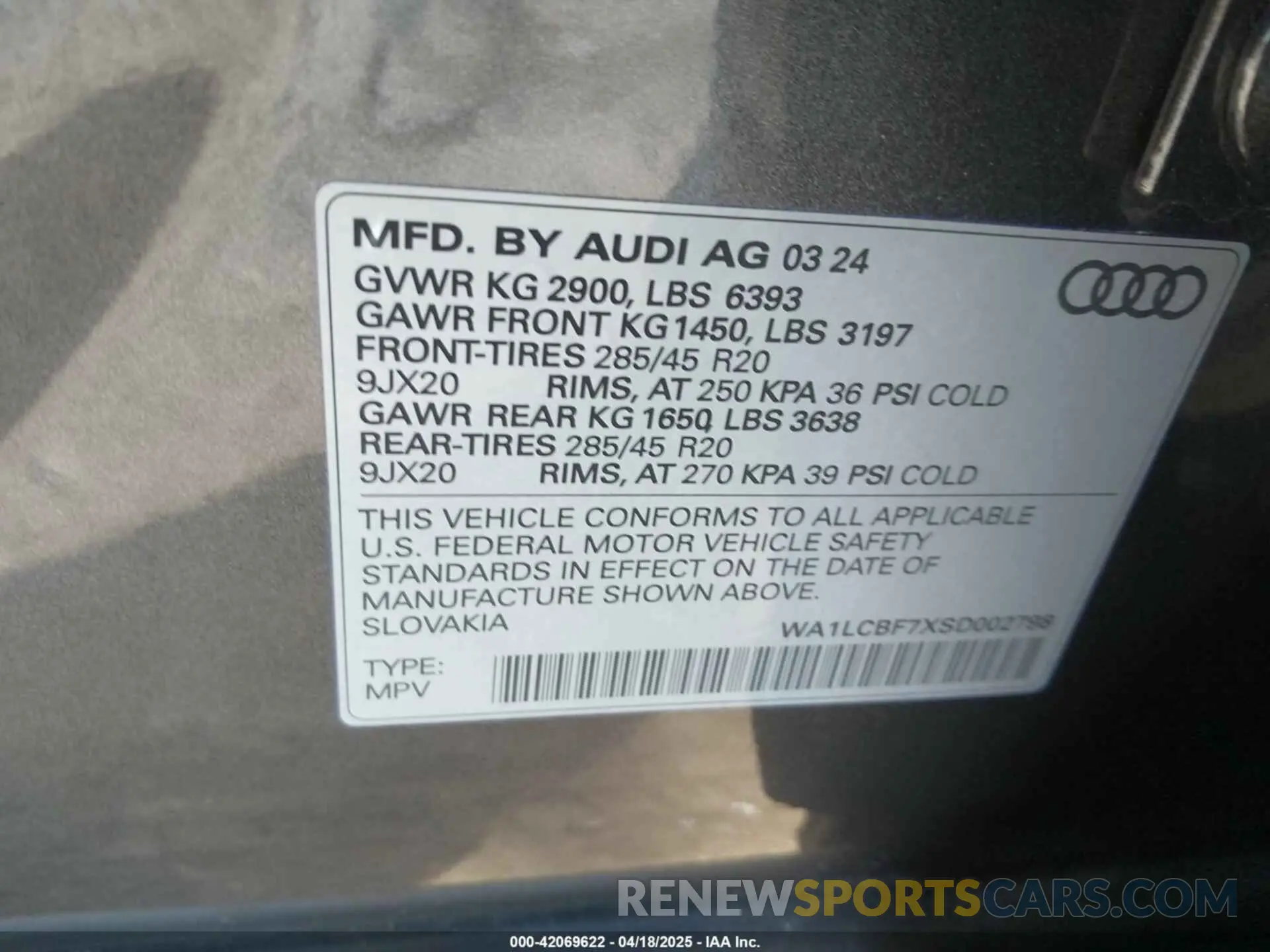 9 Photograph of a damaged car WA1LCBF7XSD002798 AUDI Q7 2025