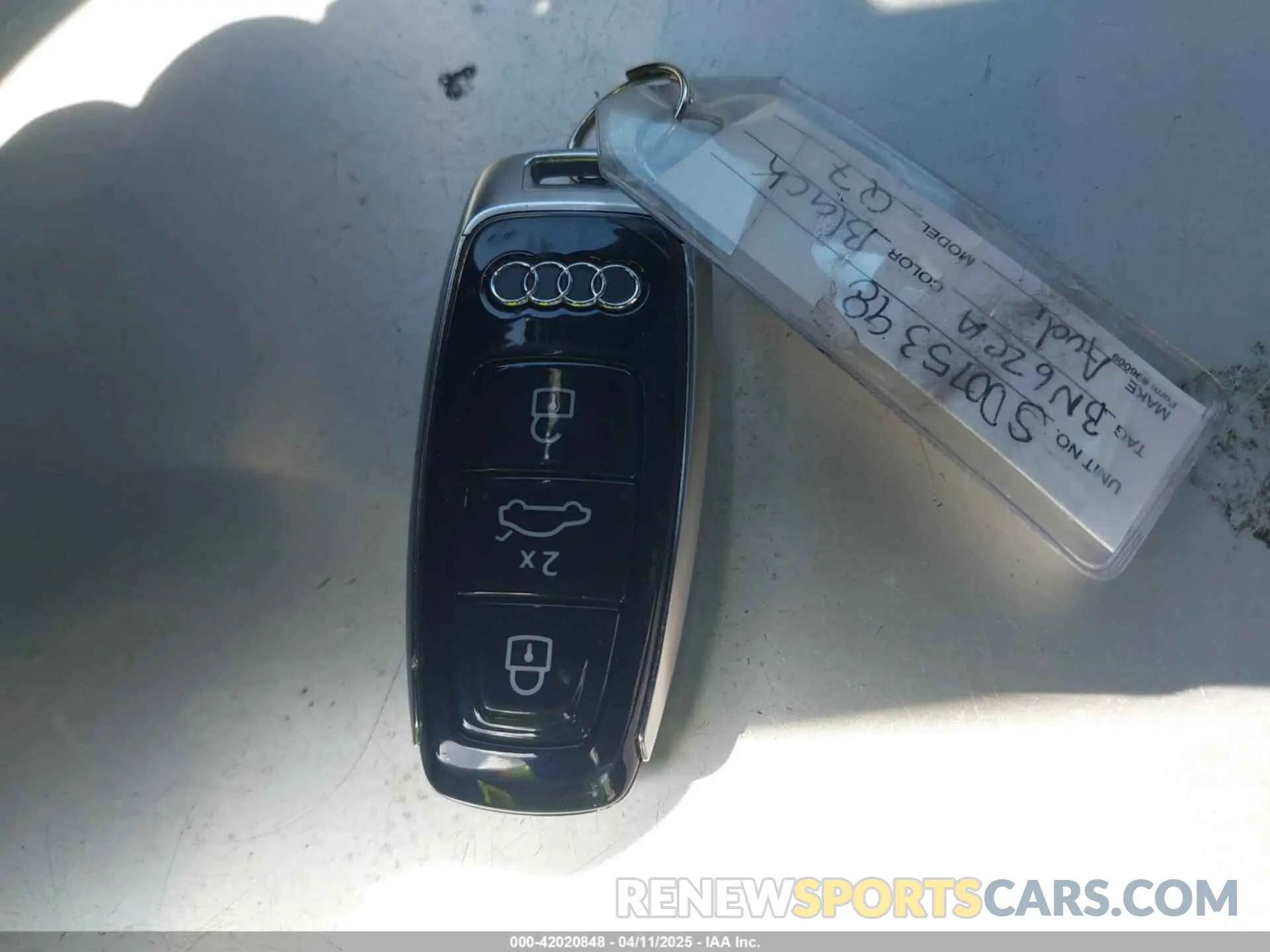 11 Photograph of a damaged car WA1LVBF71SD015398 AUDI Q7 2025