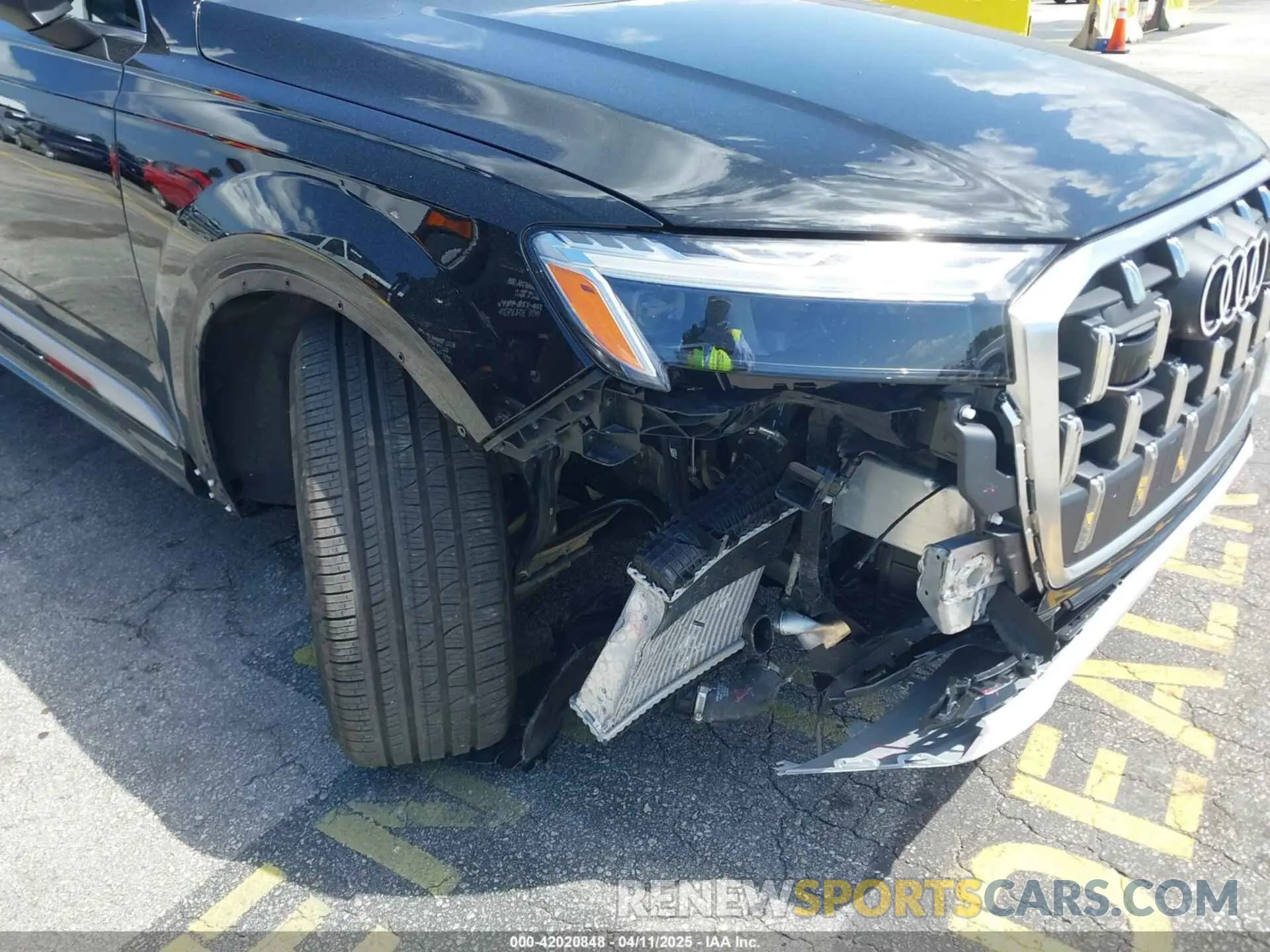 6 Photograph of a damaged car WA1LVBF71SD015398 AUDI Q7 2025