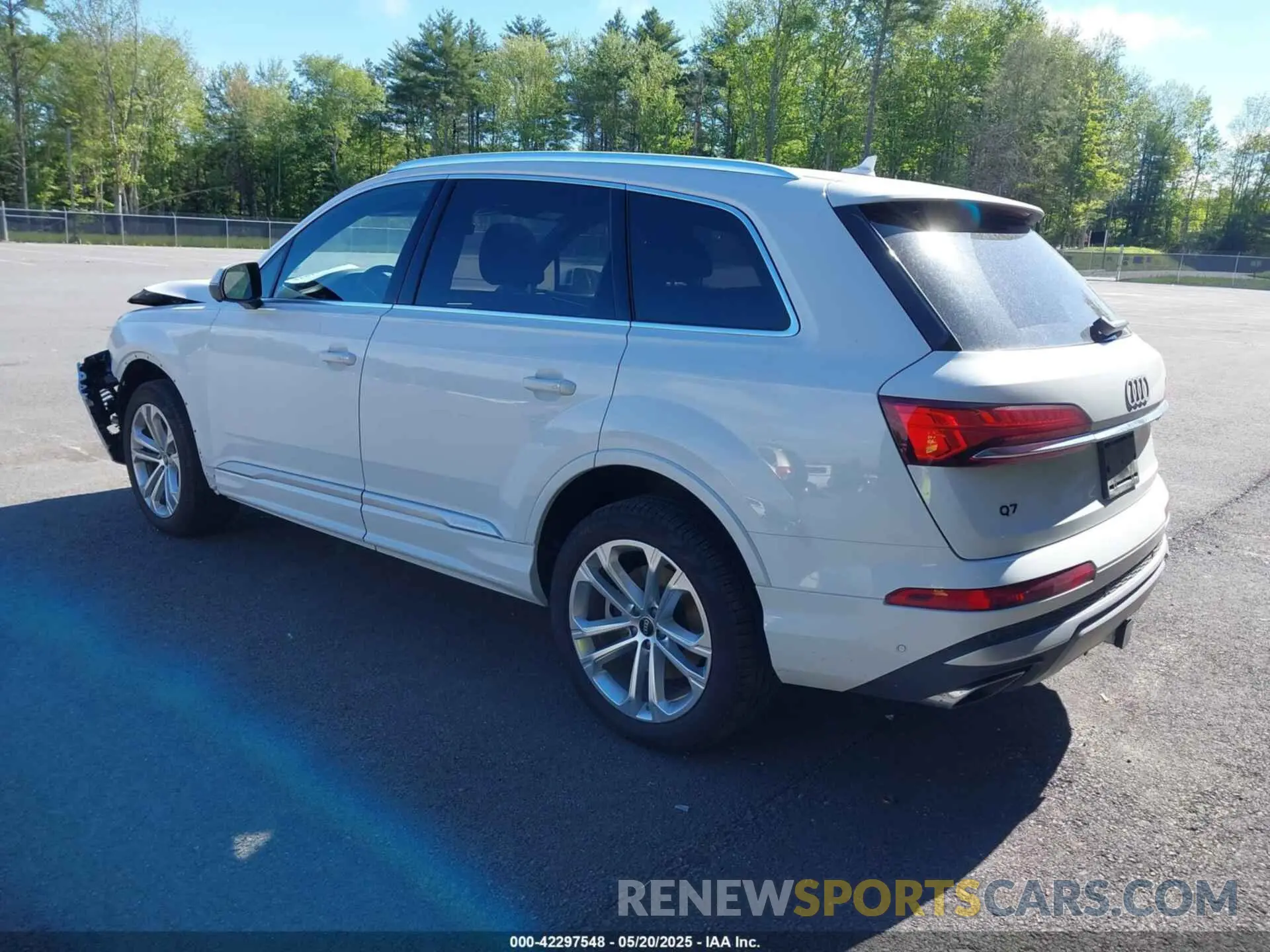 3 Photograph of a damaged car WA1LVBF73SD010641 AUDI Q7 2025