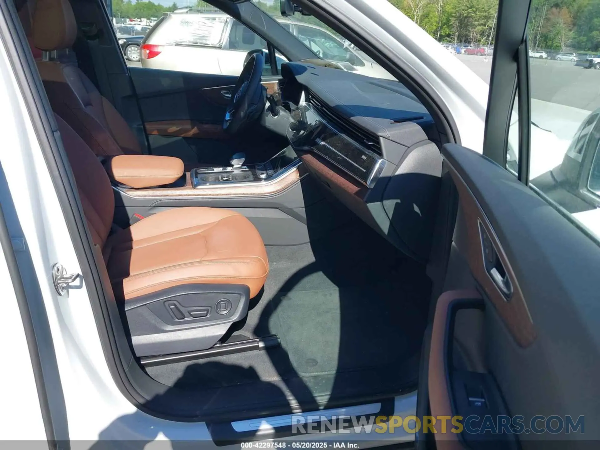 5 Photograph of a damaged car WA1LVBF73SD010641 AUDI Q7 2025