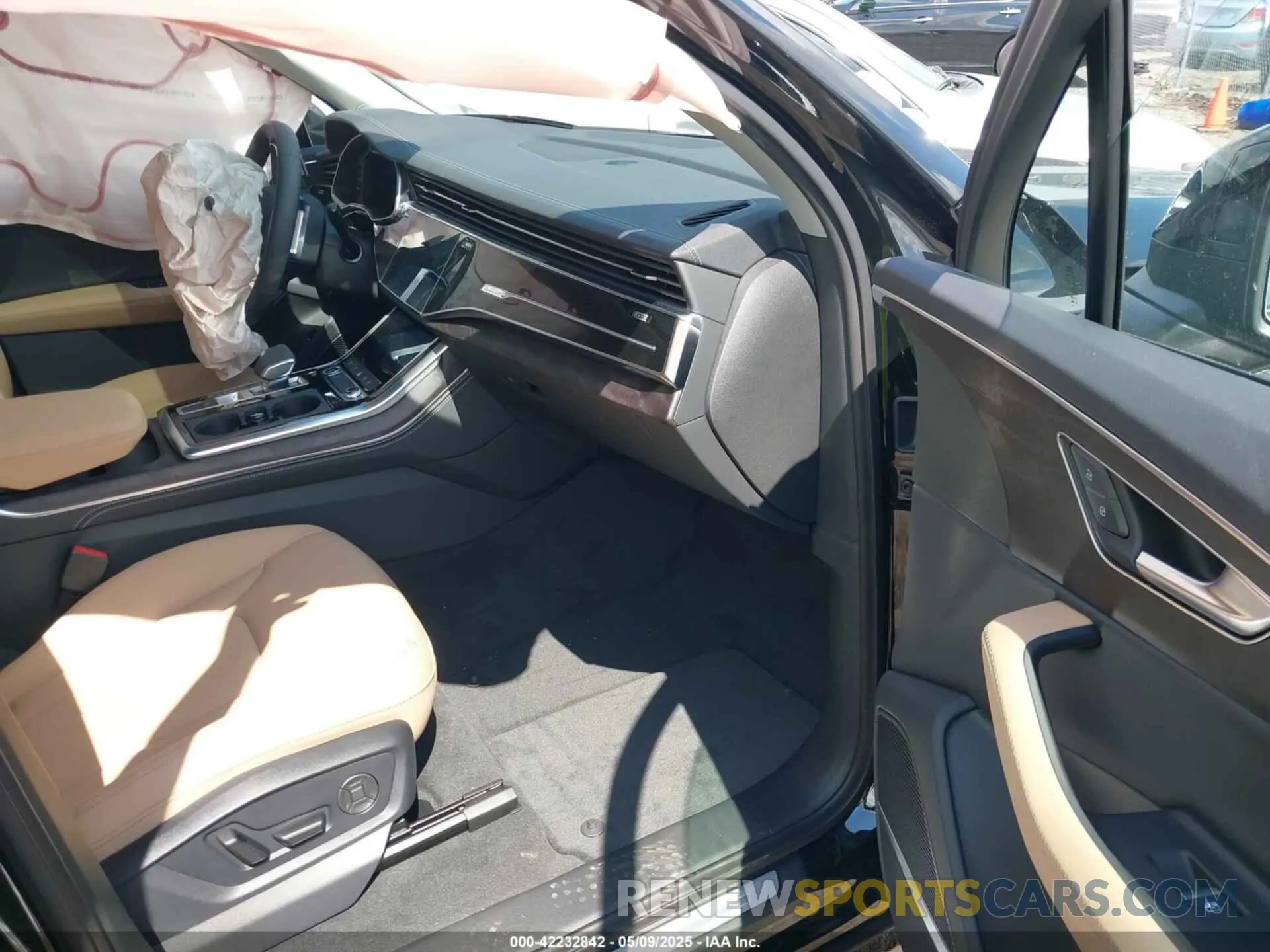 5 Photograph of a damaged car WA1LVBF73SD024894 AUDI Q7 2025