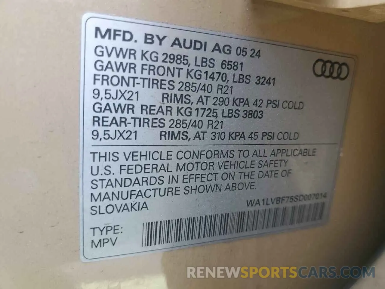 12 Photograph of a damaged car WA1LVBF75SD007014 AUDI Q7 2025
