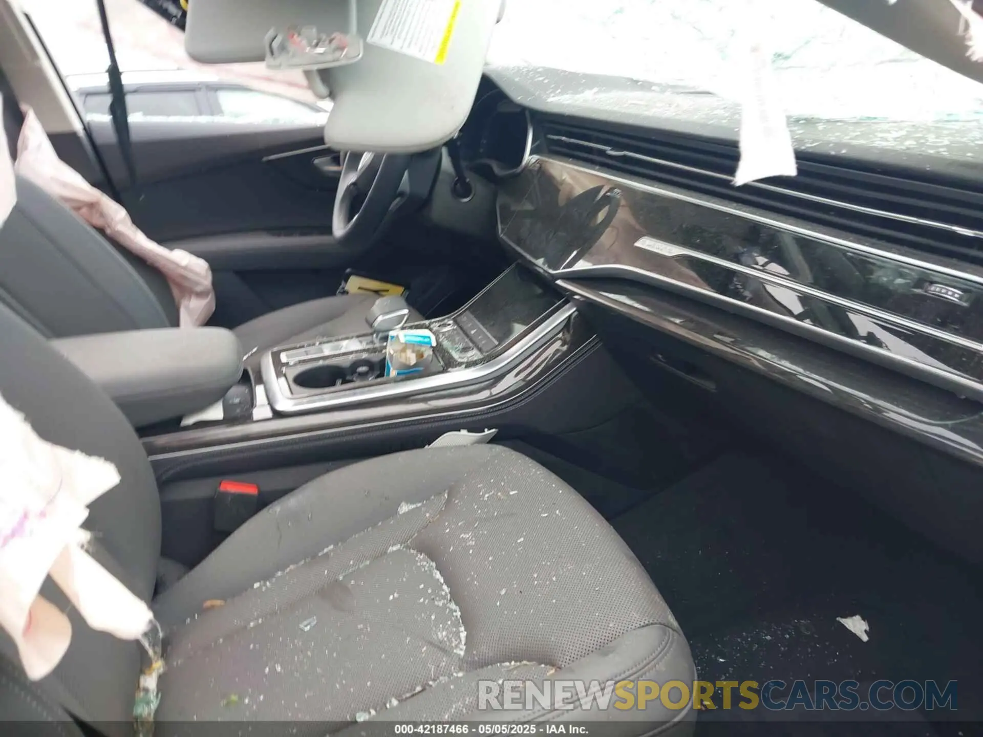 5 Photograph of a damaged car WA1LVBF7XSD017201 AUDI Q7 2025