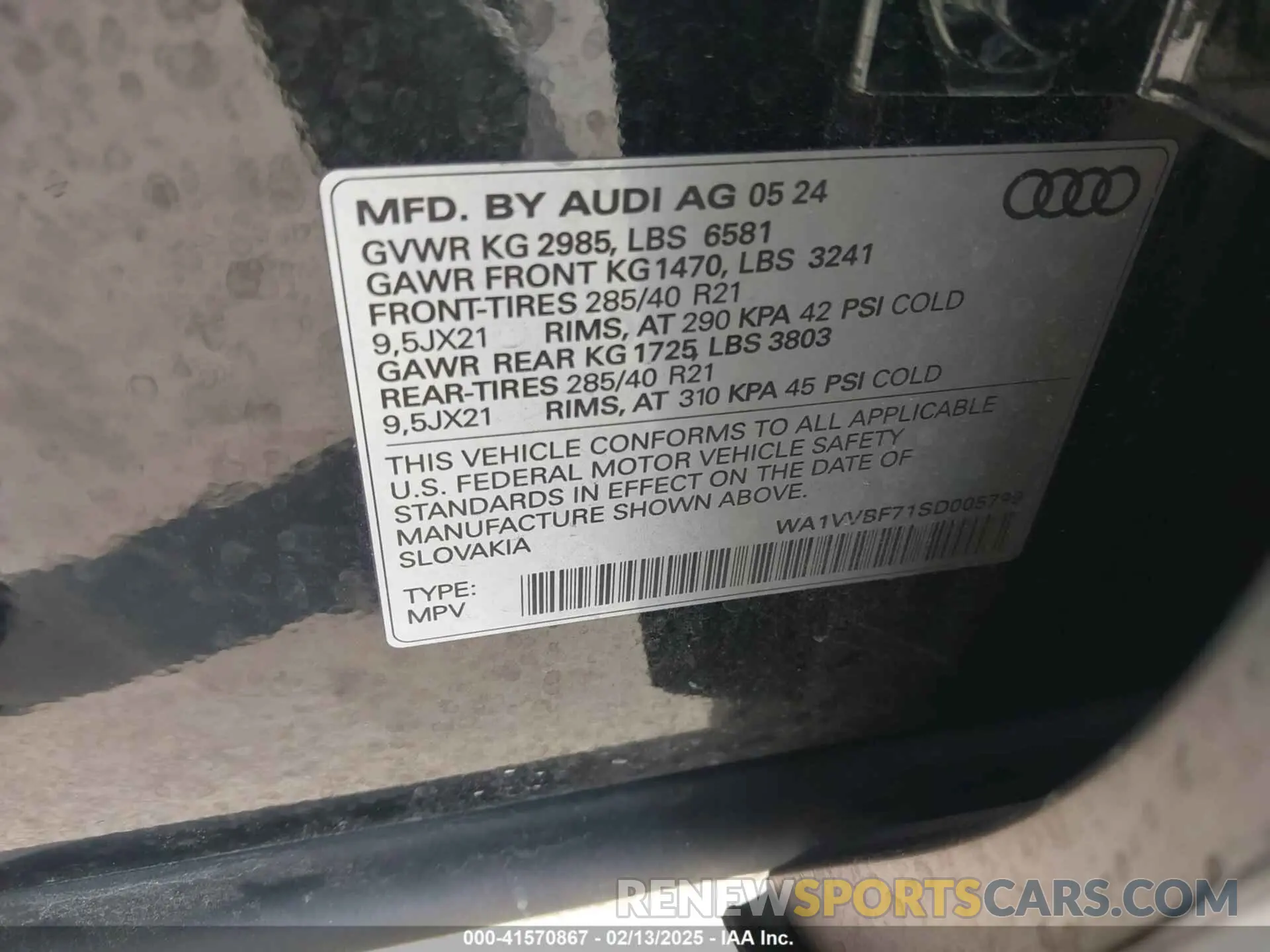 9 Photograph of a damaged car WA1VVBF71SD005799 AUDI Q7 2025
