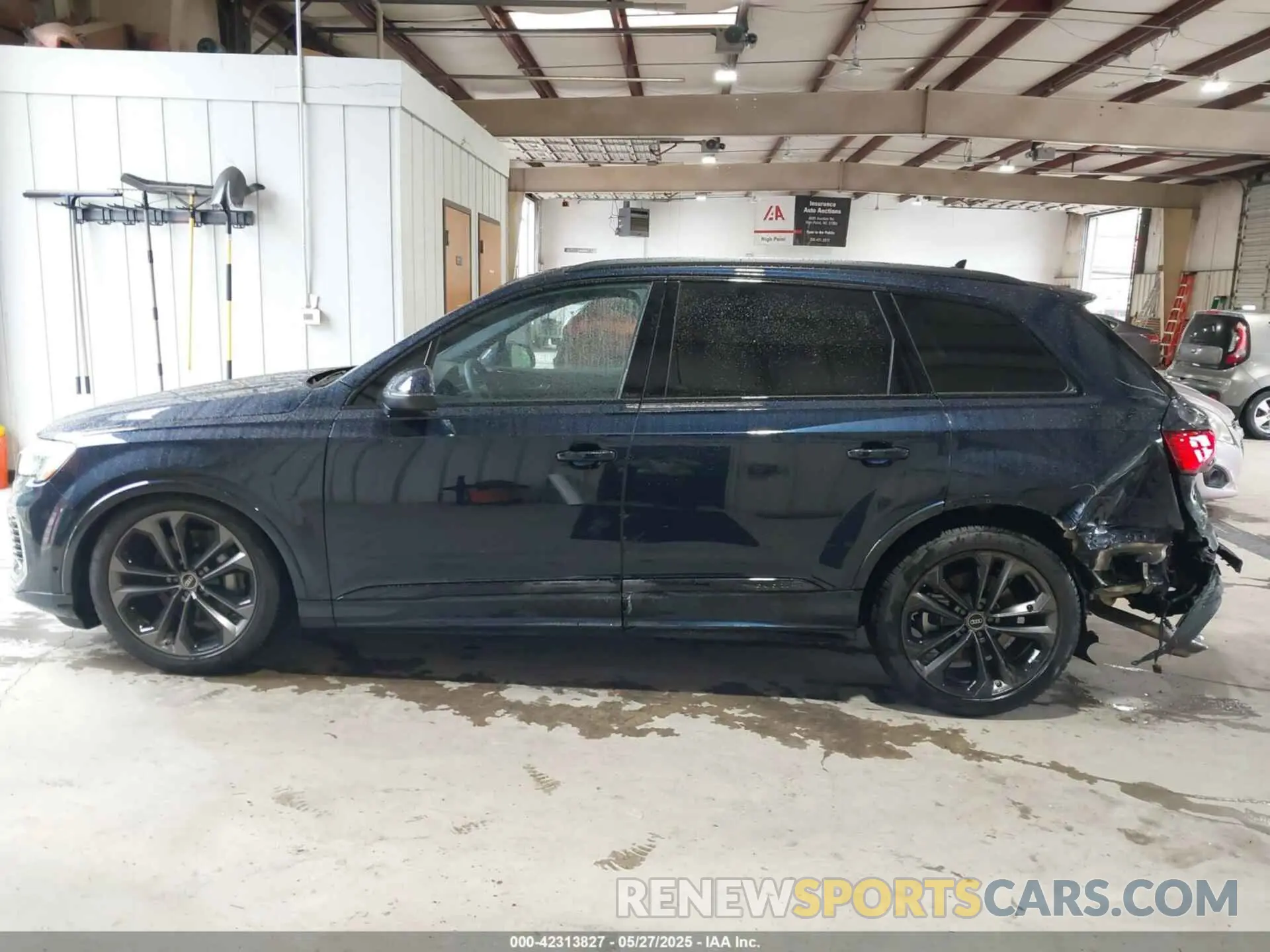 14 Photograph of a damaged car WA1VVBF72SD023213 AUDI Q7 2025