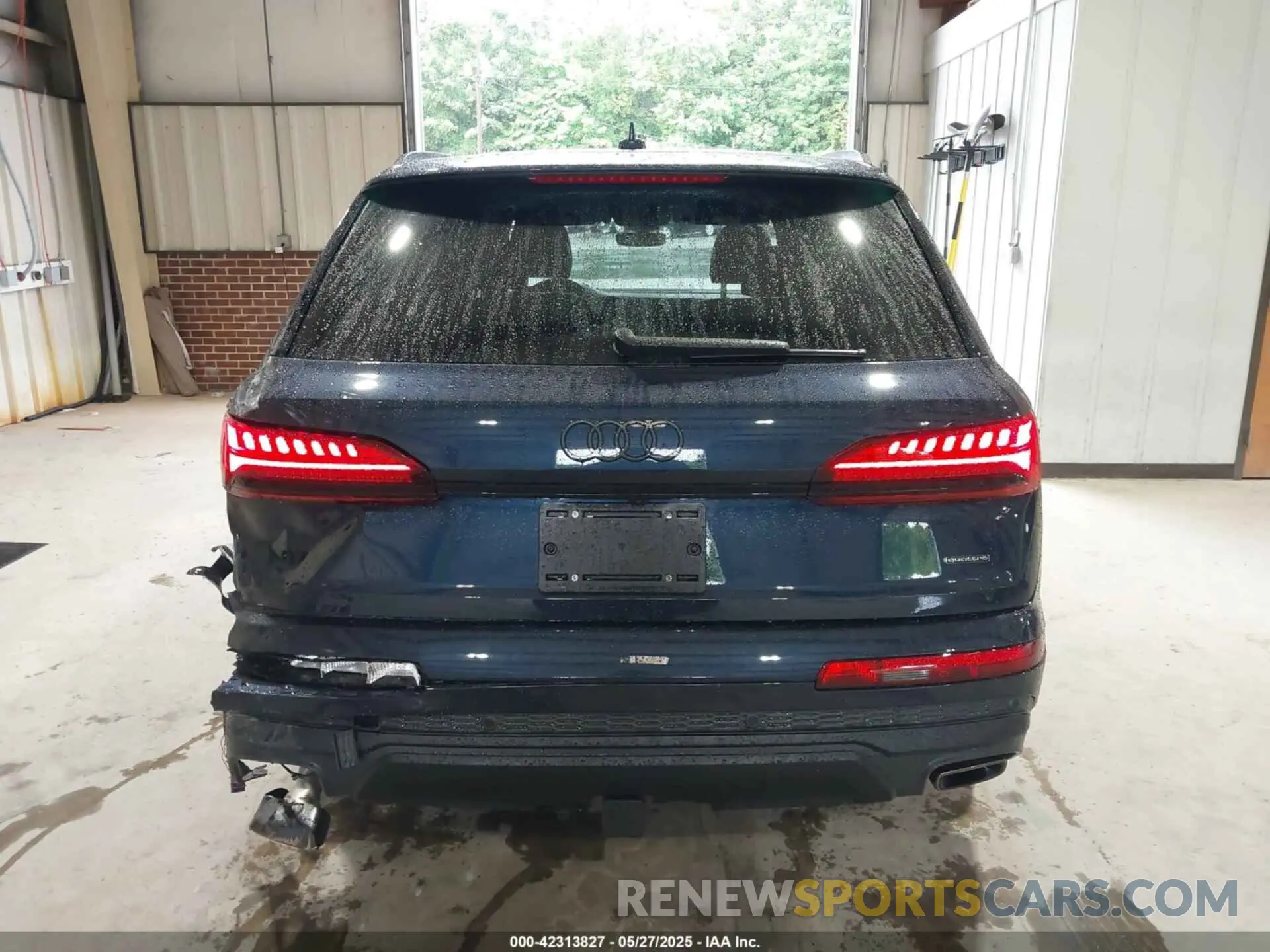 16 Photograph of a damaged car WA1VVBF72SD023213 AUDI Q7 2025