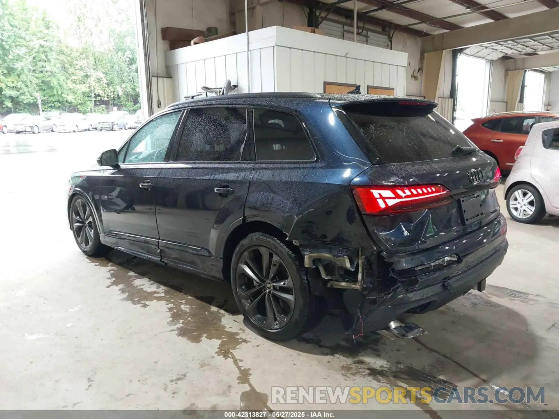 3 Photograph of a damaged car WA1VVBF72SD023213 AUDI Q7 2025