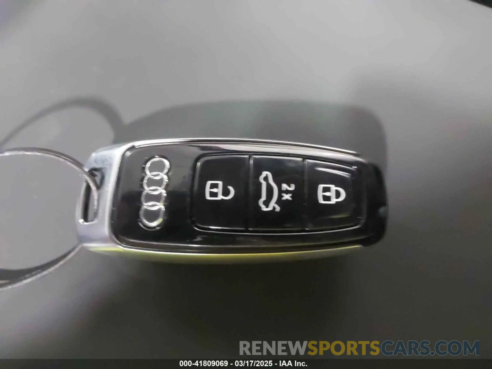11 Photograph of a damaged car WA1VVBF74SD010351 AUDI Q7 2025