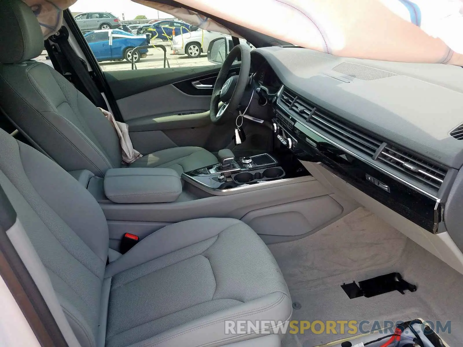 5 Photograph of a damaged car WA1LAAF7XKD048261 AUDI Q7 PREMIUM 2019
