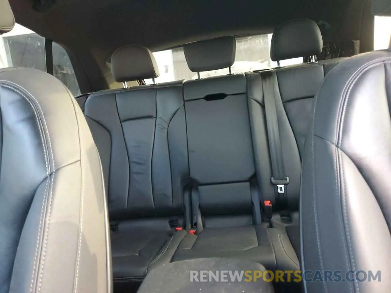 10 Photograph of a damaged car WA1AVAF11KD018119 AUDI Q8 2019