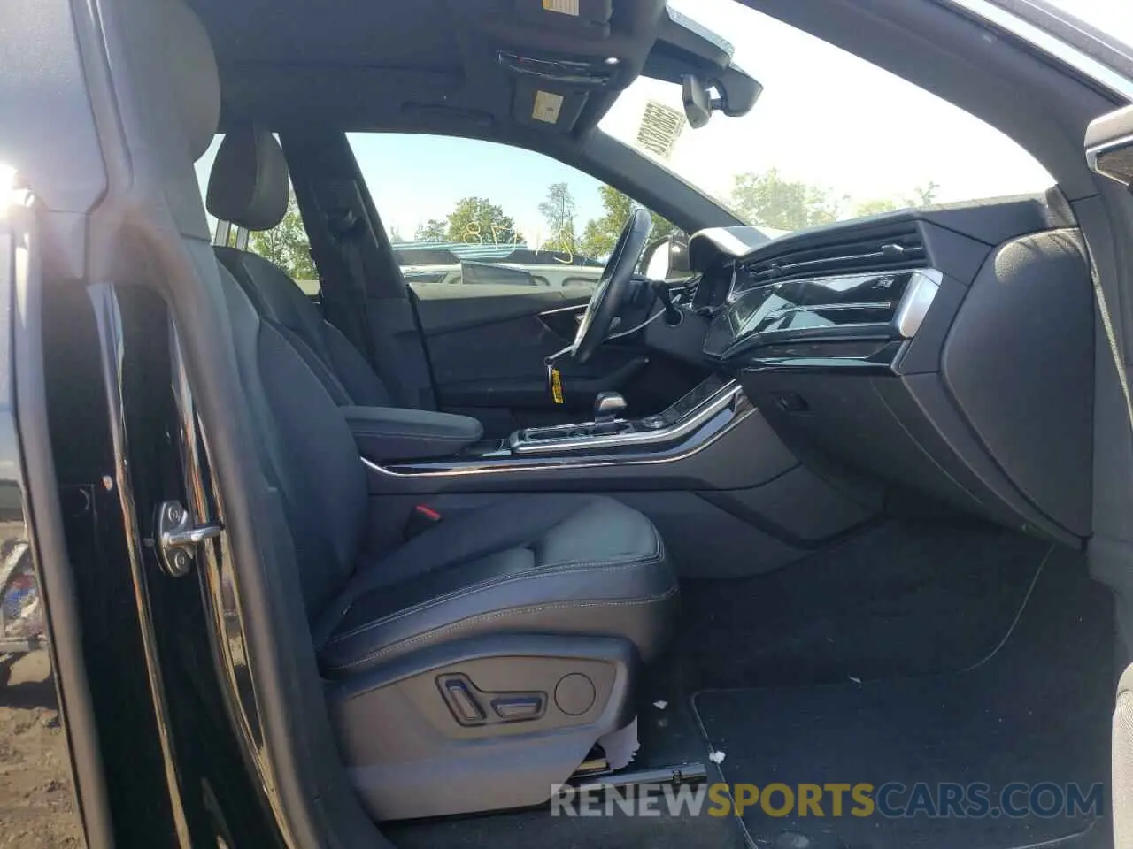 5 Photograph of a damaged car WA1AVAF12KD012281 AUDI Q8 2019