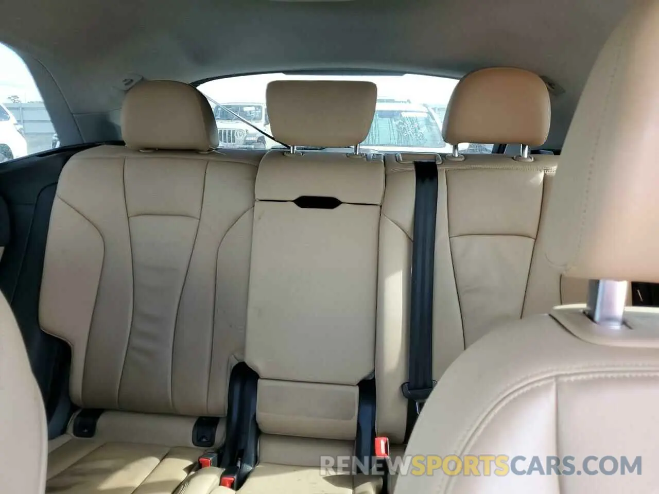 10 Photograph of a damaged car WA1AVAF13KD022673 AUDI Q8 2019