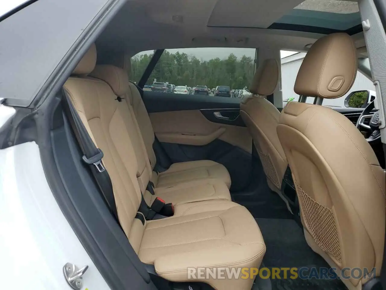 11 Photograph of a damaged car WA1AVAF13KD035553 AUDI Q8 2019