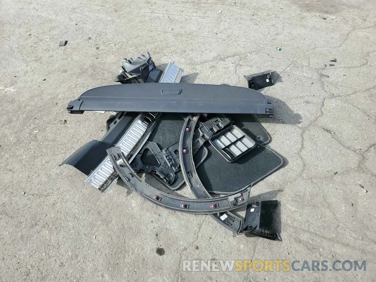 13 Photograph of a damaged car WA1AVAF14KD011861 AUDI Q8 2019
