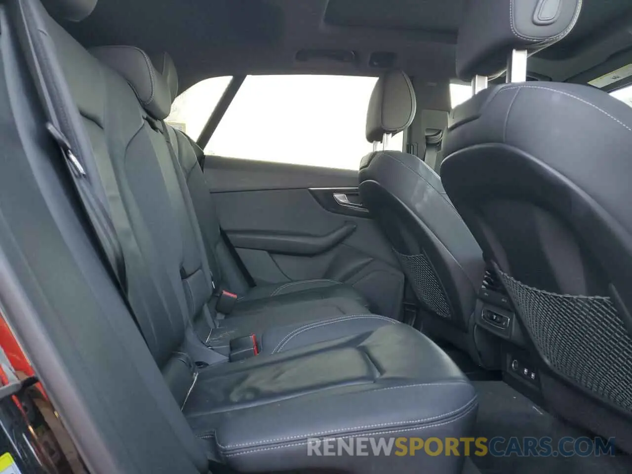 11 Photograph of a damaged car WA1AVAF15KD012629 AUDI Q8 2019