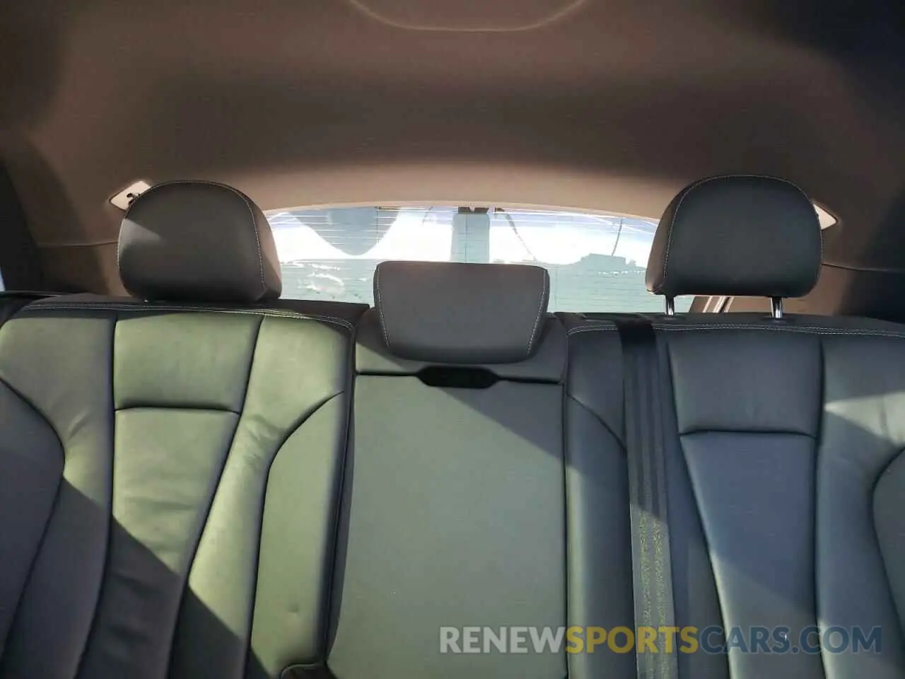 10 Photograph of a damaged car WA1AVAF17KD018660 AUDI Q8 2019