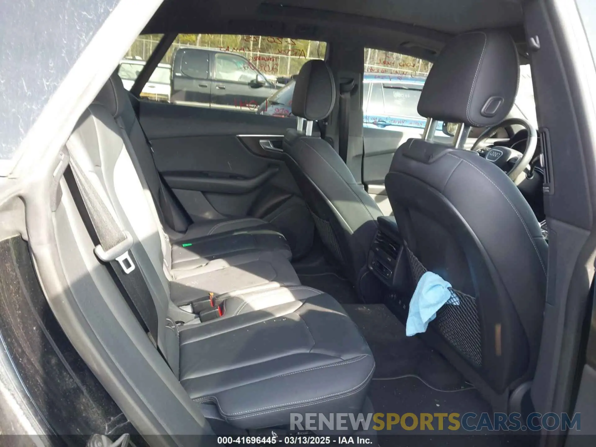 8 Photograph of a damaged car WA1AVAF18KD016156 AUDI Q8 2019