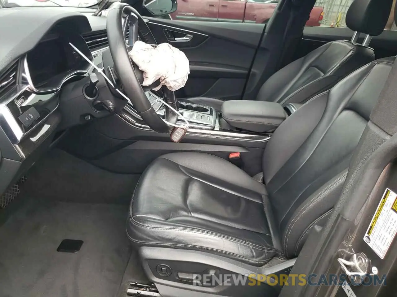 7 Photograph of a damaged car WA1AVAF19KD016537 AUDI Q8 2019
