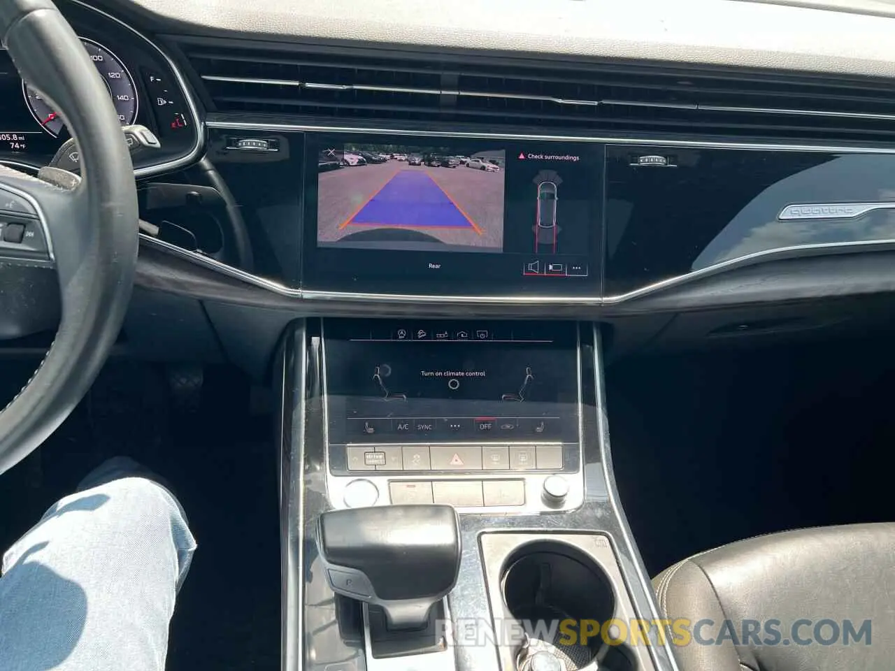 10 Photograph of a damaged car WA1AVAF1XKD017700 AUDI Q8 2019