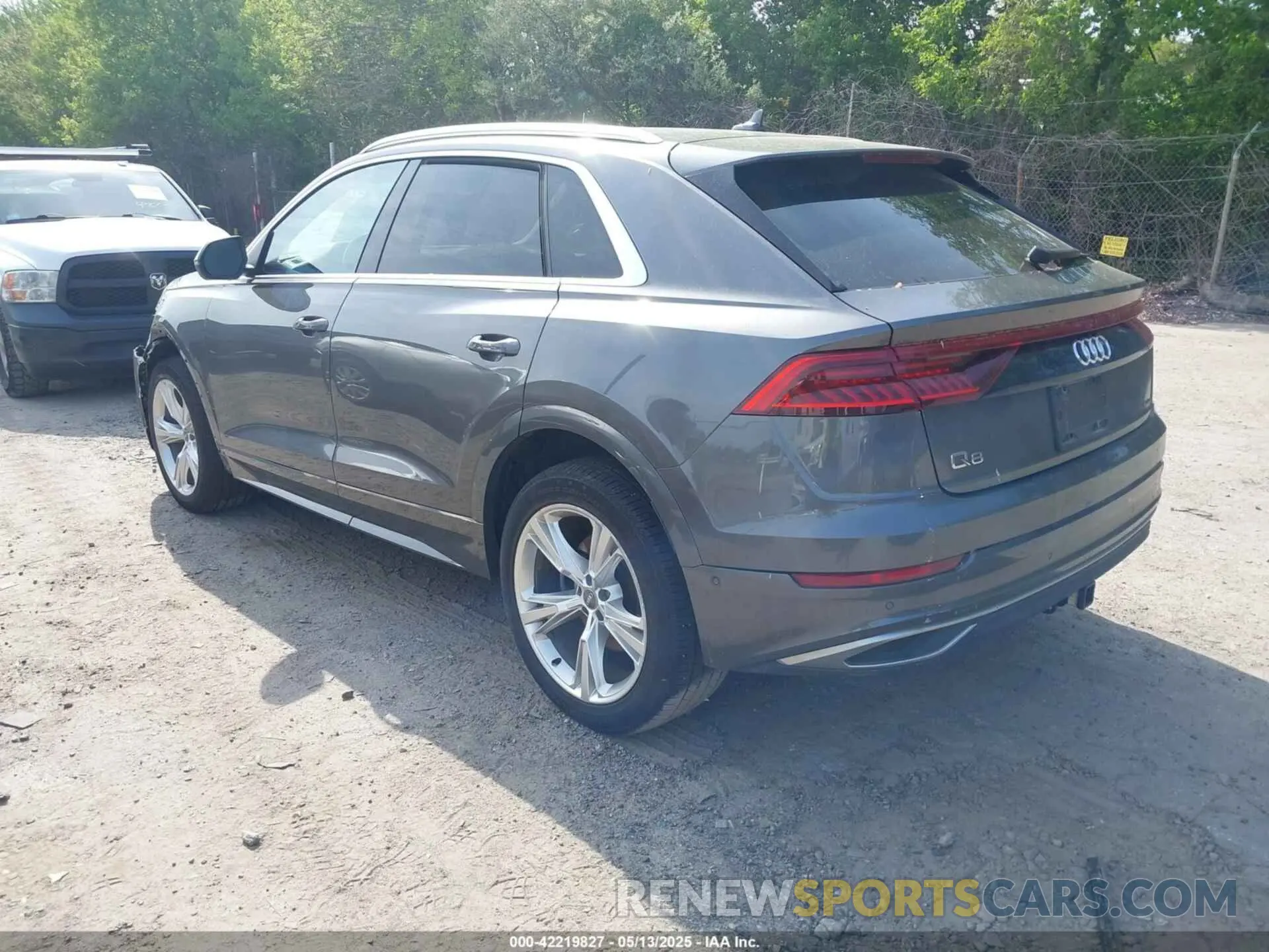 3 Photograph of a damaged car WA1BVAF10KD008895 AUDI Q8 2019