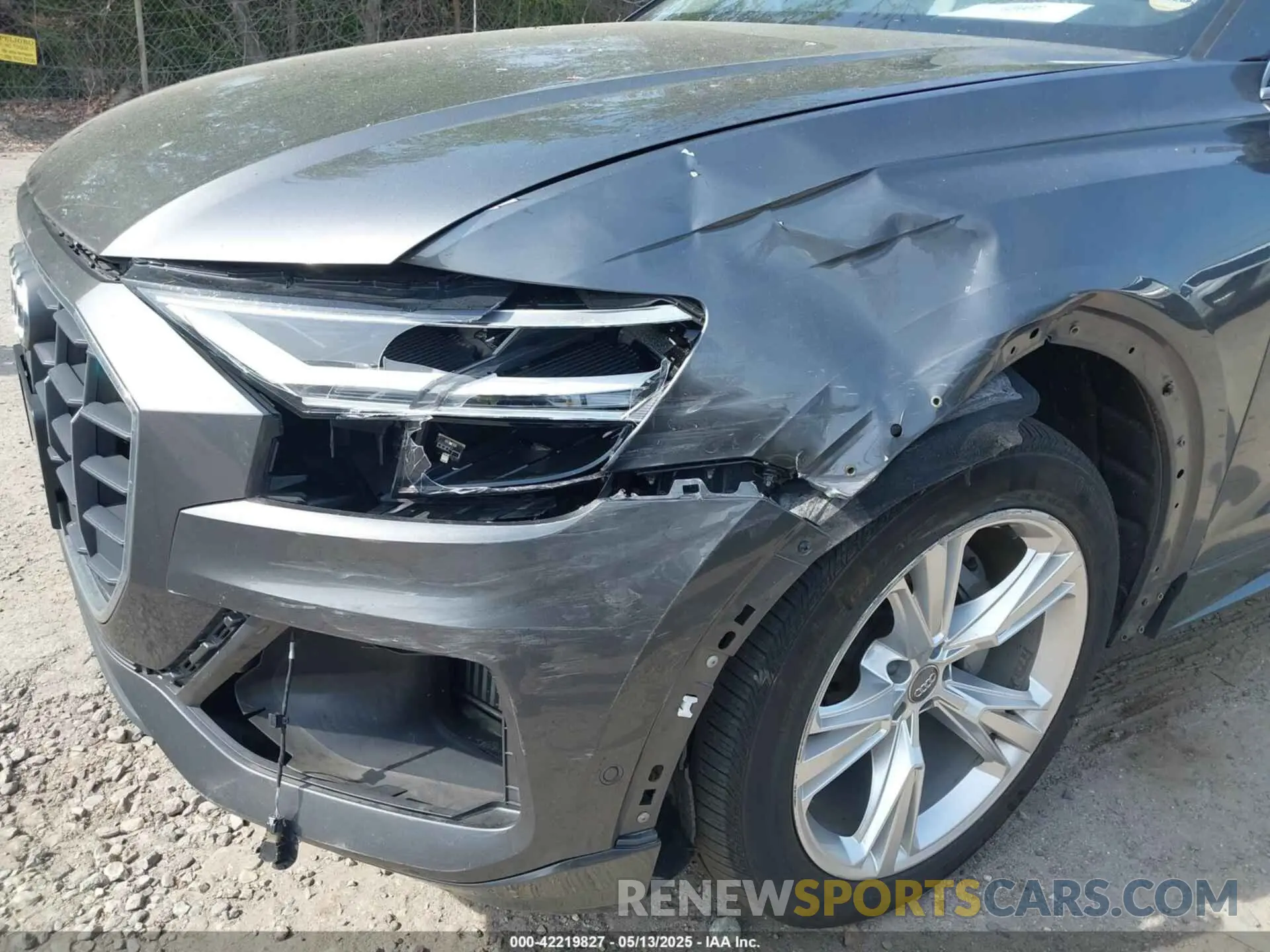 6 Photograph of a damaged car WA1BVAF10KD008895 AUDI Q8 2019