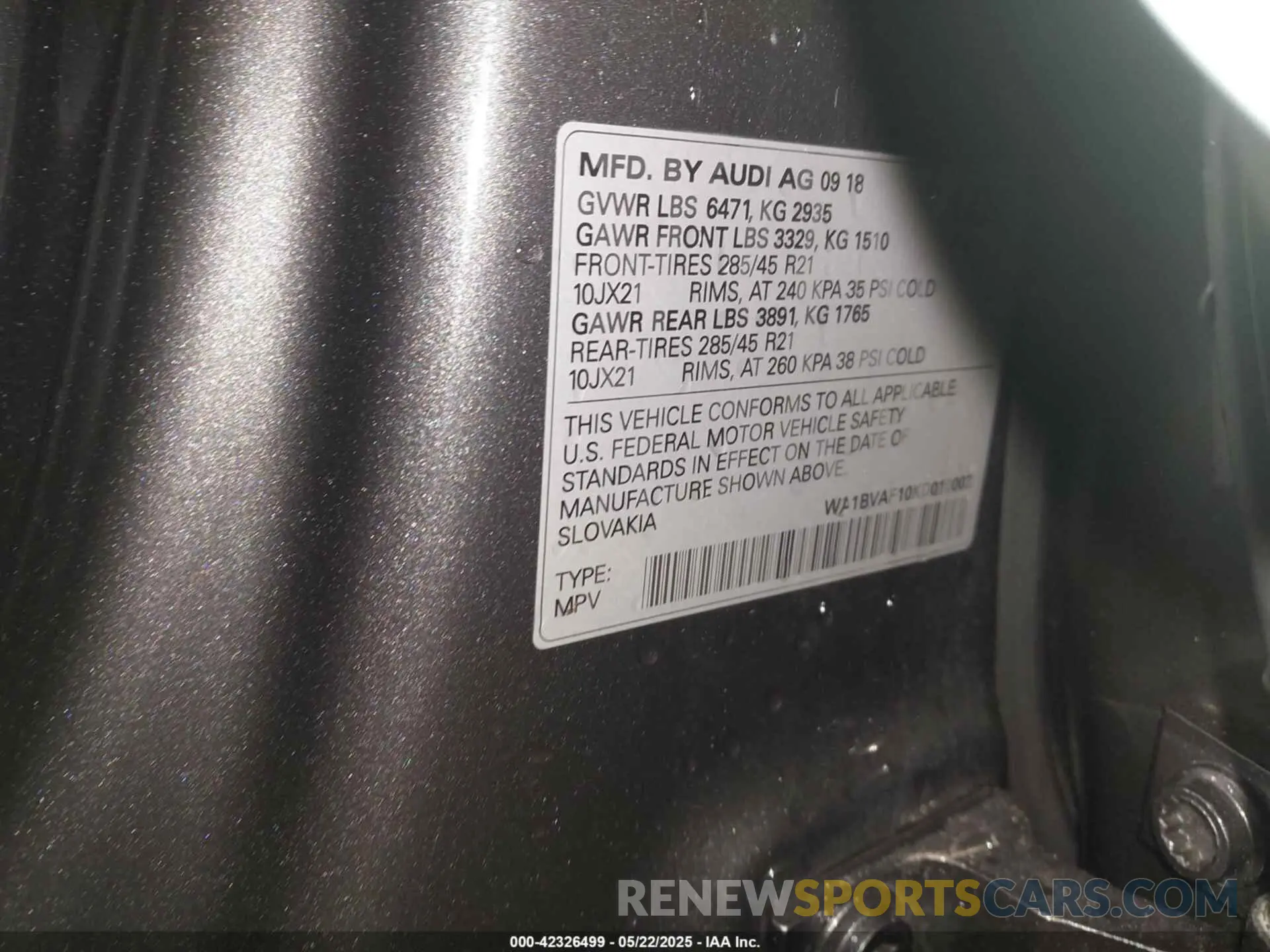 9 Photograph of a damaged car WA1BVAF10KD010002 AUDI Q8 2019