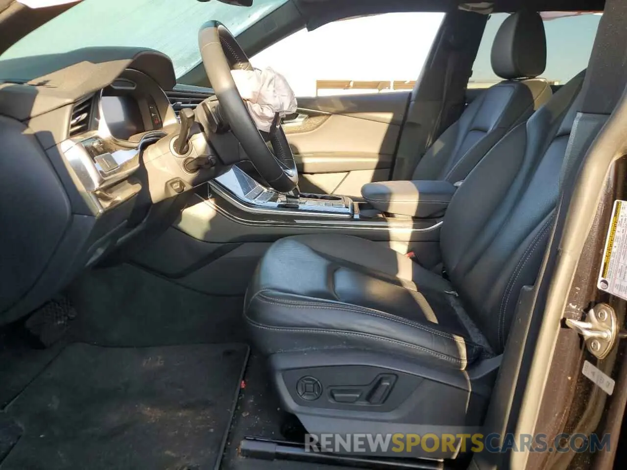 7 Photograph of a damaged car WA1BVAF10KD016365 AUDI Q8 2019