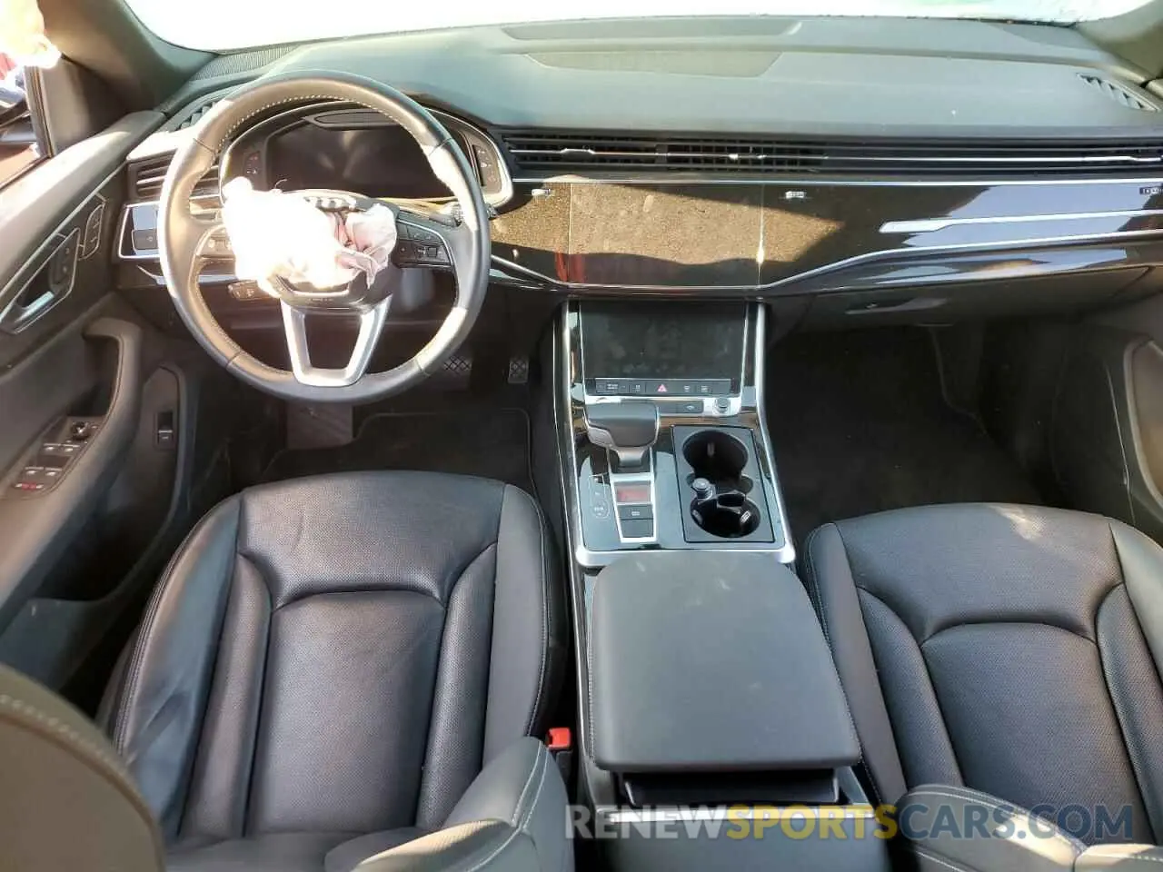 8 Photograph of a damaged car WA1BVAF10KD016365 AUDI Q8 2019