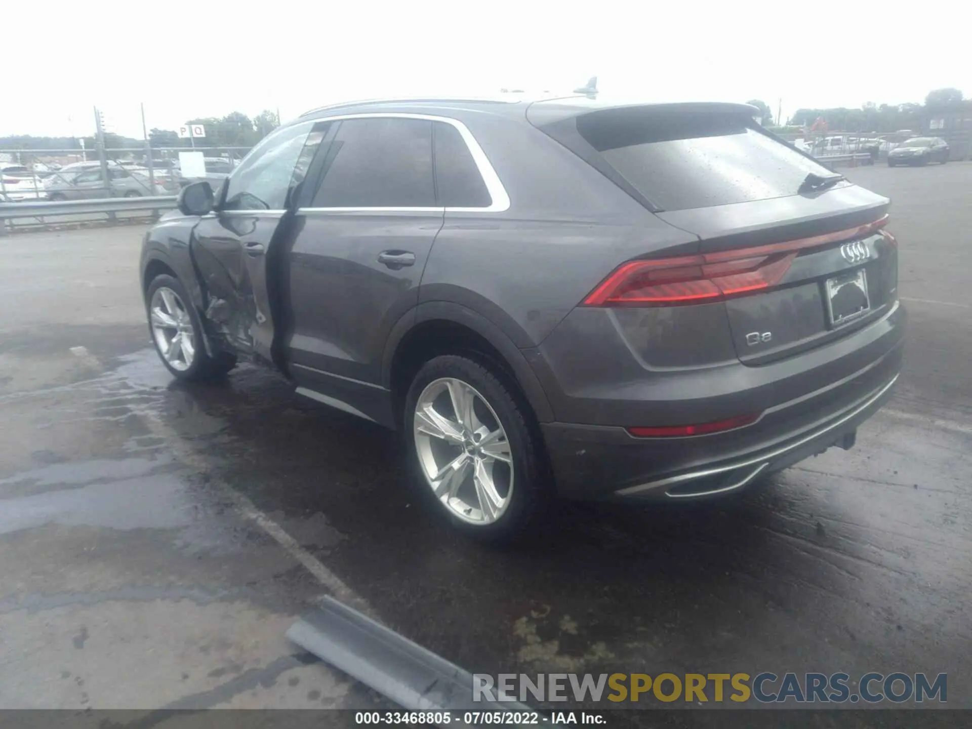 3 Photograph of a damaged car WA1BVAF10KD018374 AUDI Q8 2019