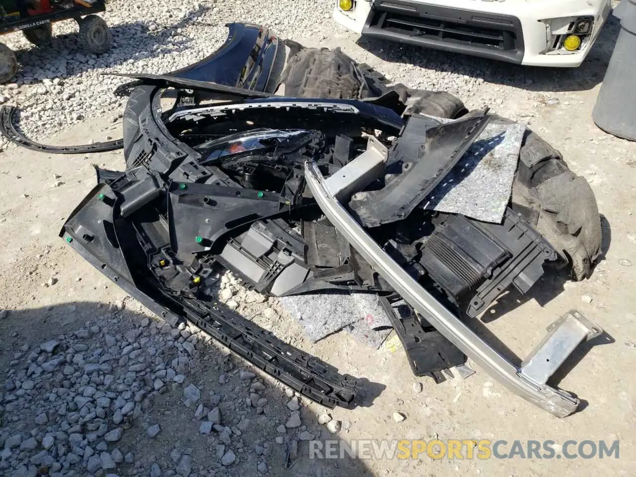 15 Photograph of a damaged car WA1BVAF11KD037936 AUDI Q8 2019