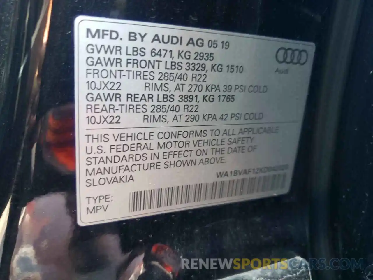 10 Photograph of a damaged car WA1BVAF12KD042028 AUDI Q8 2019