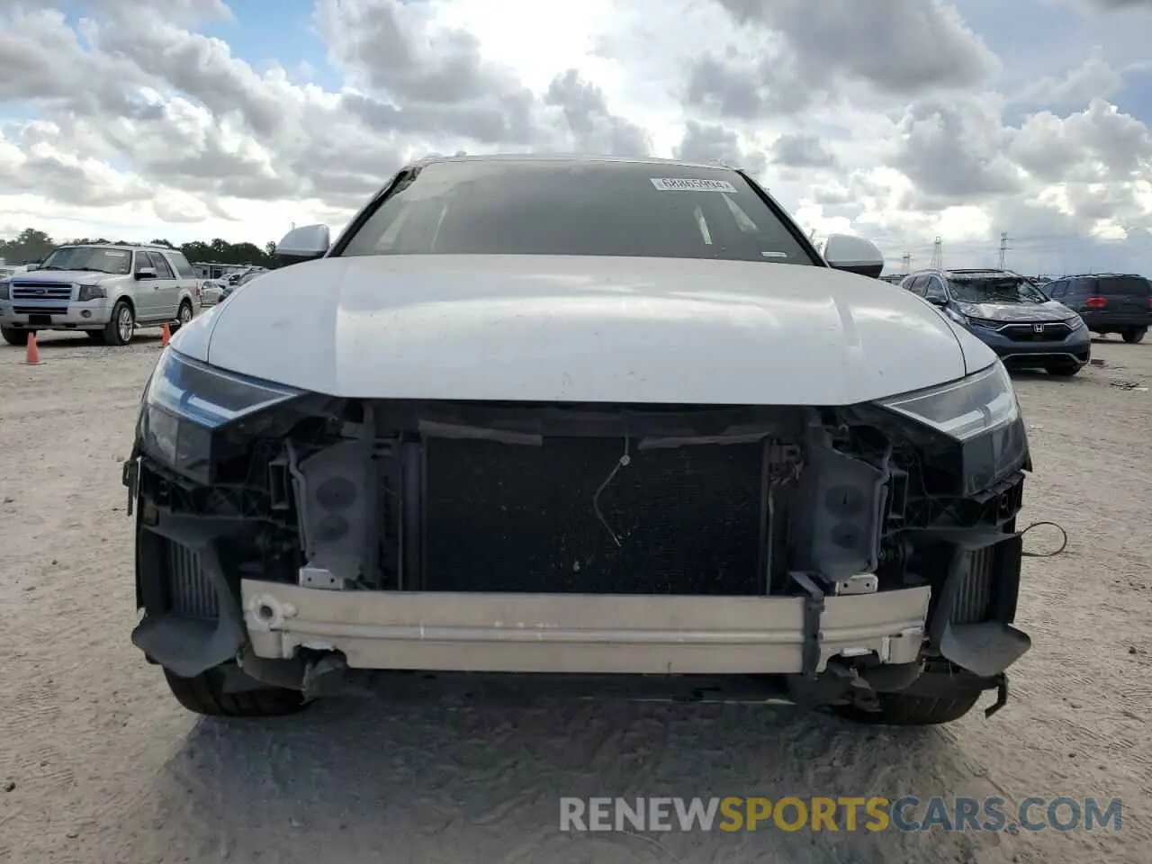 5 Photograph of a damaged car WA1BVAF12KD043583 AUDI Q8 2019