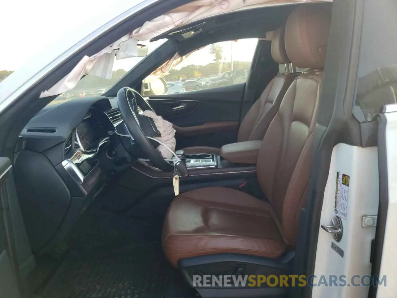 7 Photograph of a damaged car WA1BVAF18KD009390 AUDI Q8 2019