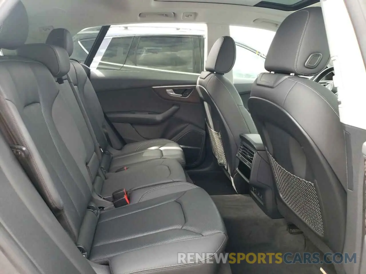 6 Photograph of a damaged car WA1BVAF18KD011382 AUDI Q8 2019