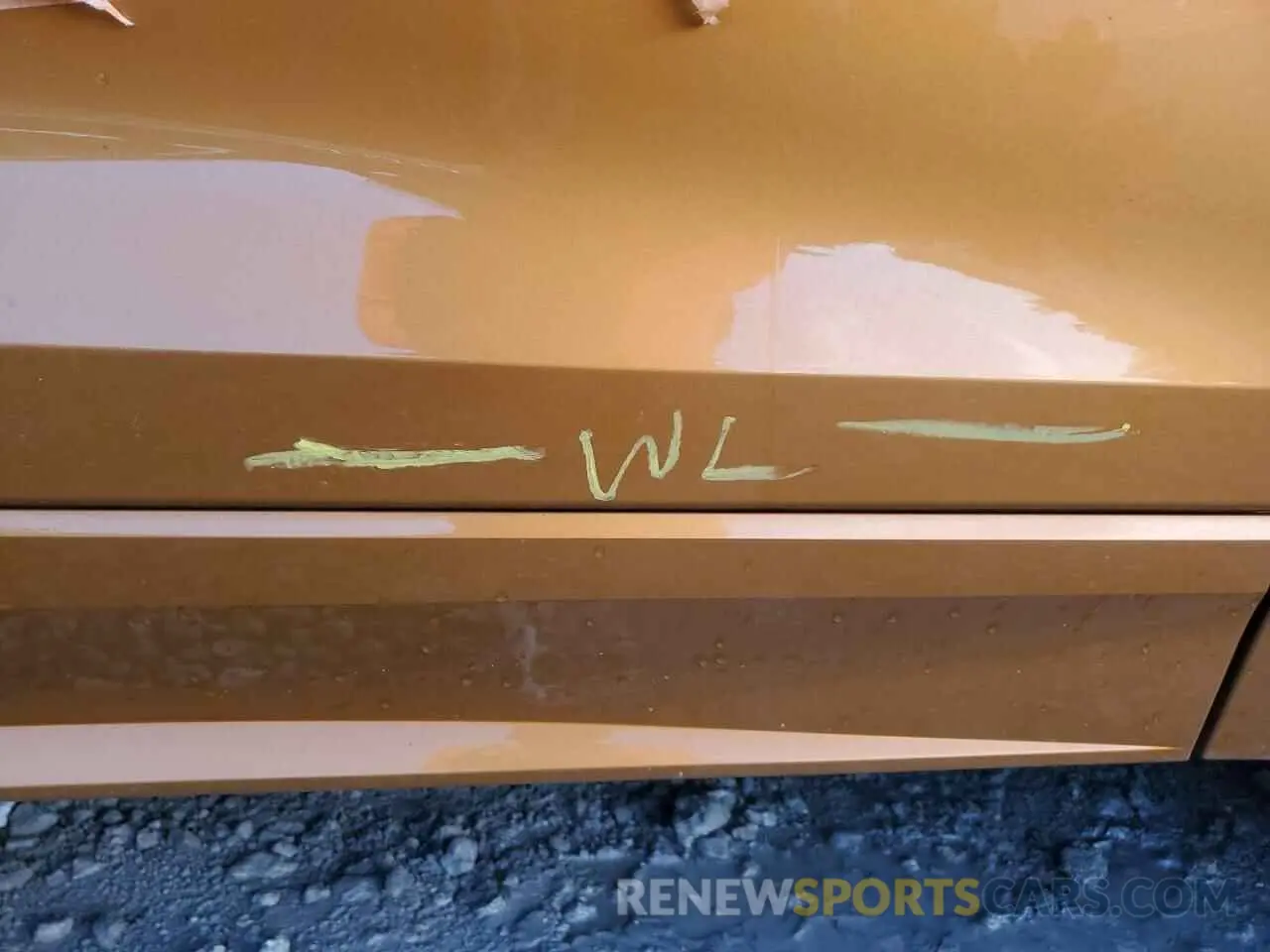 13 Photograph of a damaged car WA1BVAF1XKD013117 AUDI Q8 2019