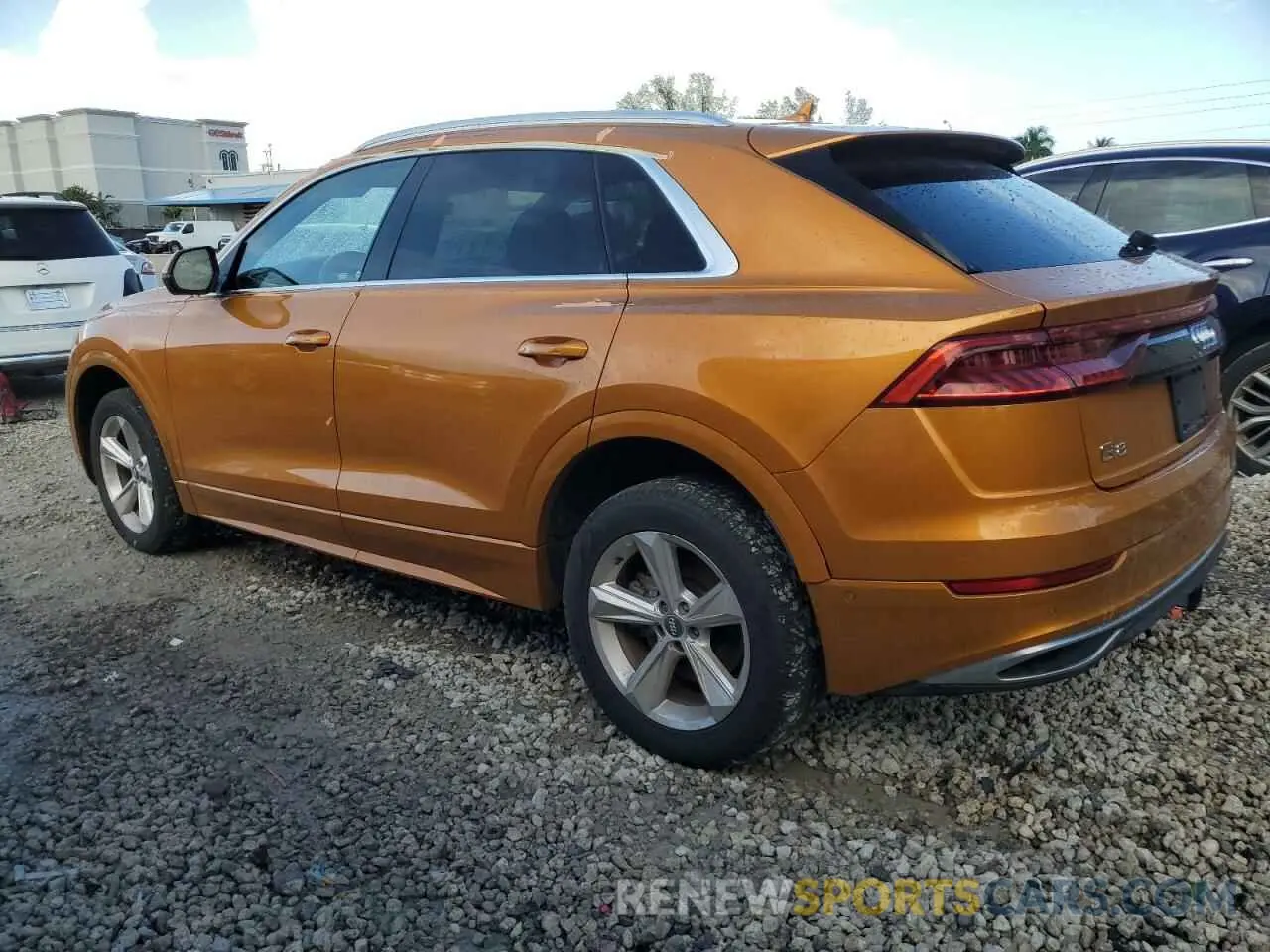 2 Photograph of a damaged car WA1BVAF1XKD013117 AUDI Q8 2019