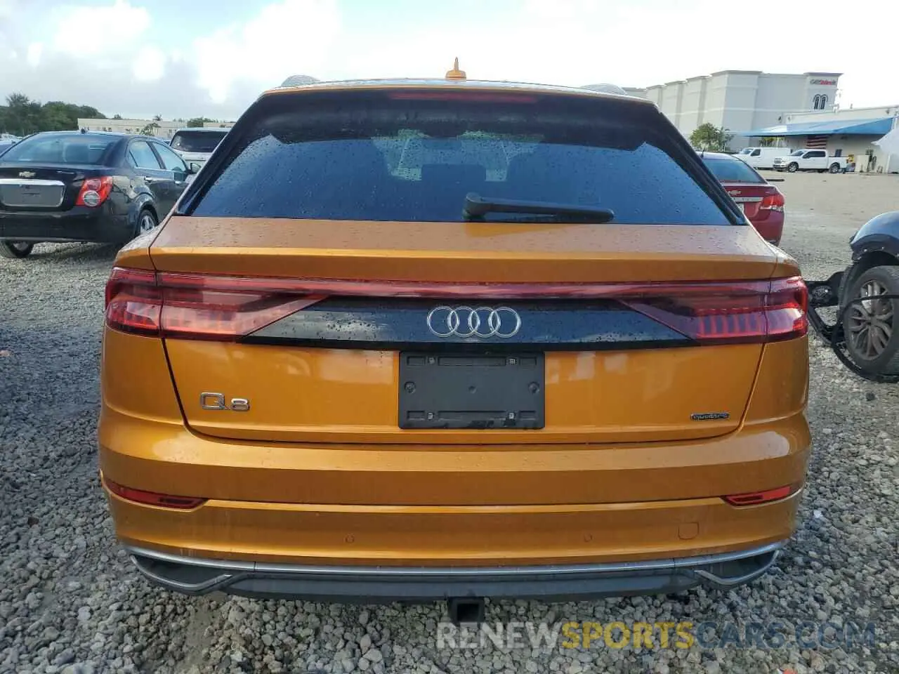 6 Photograph of a damaged car WA1BVAF1XKD013117 AUDI Q8 2019