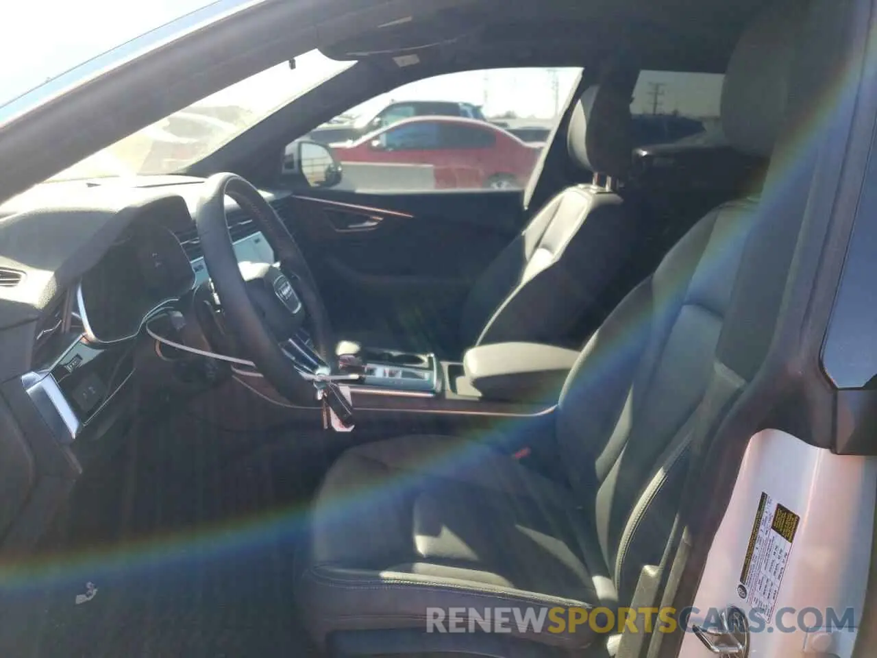 7 Photograph of a damaged car WA1BVAF1XKD036302 AUDI Q8 2019