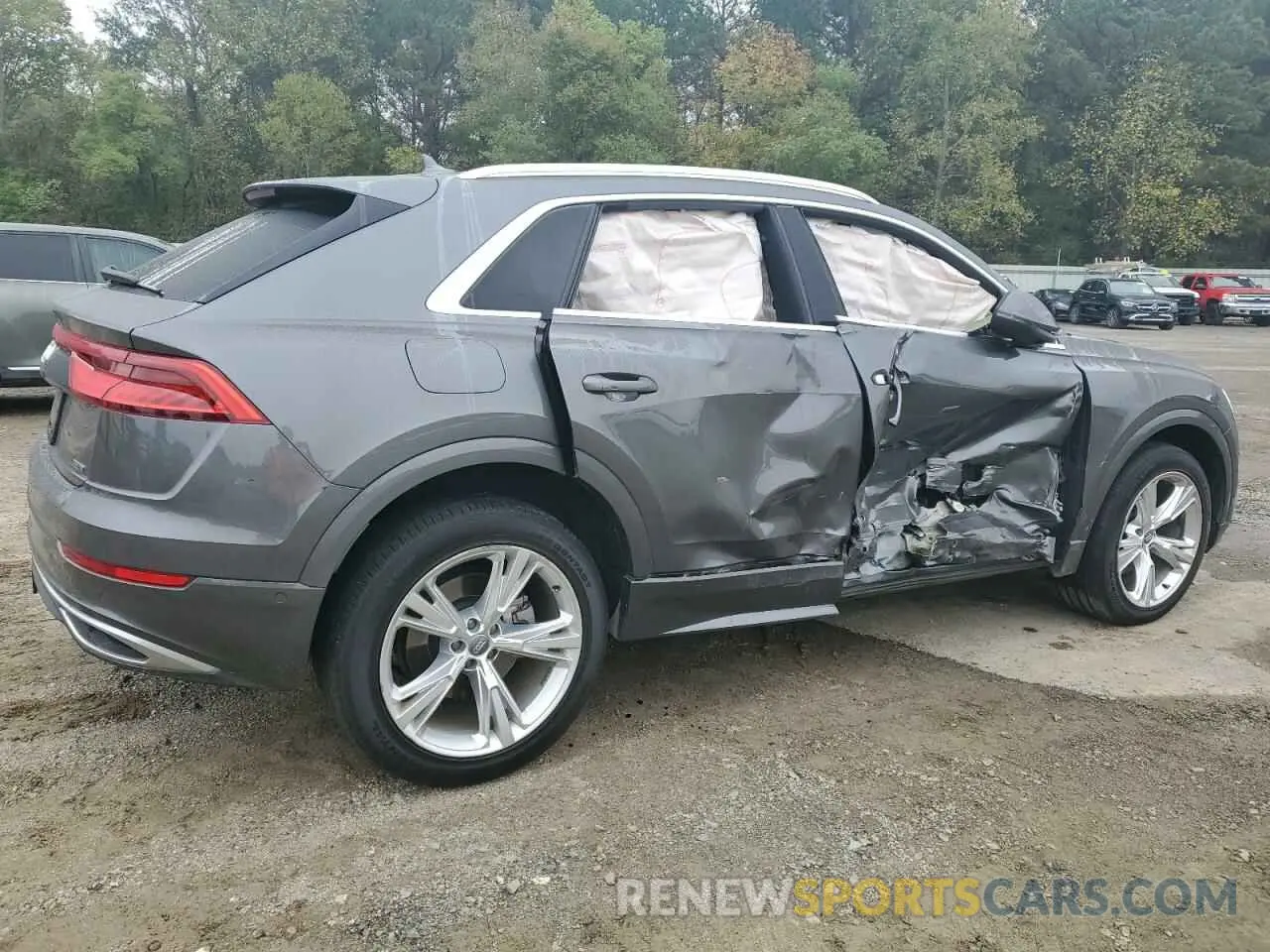 3 Photograph of a damaged car WA1BVBF13KD034039 AUDI Q8 2019