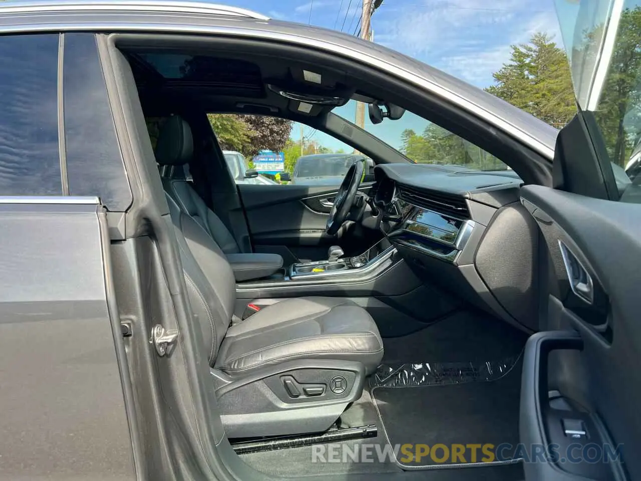 5 Photograph of a damaged car WA1CVAF10KD011090 AUDI Q8 2019
