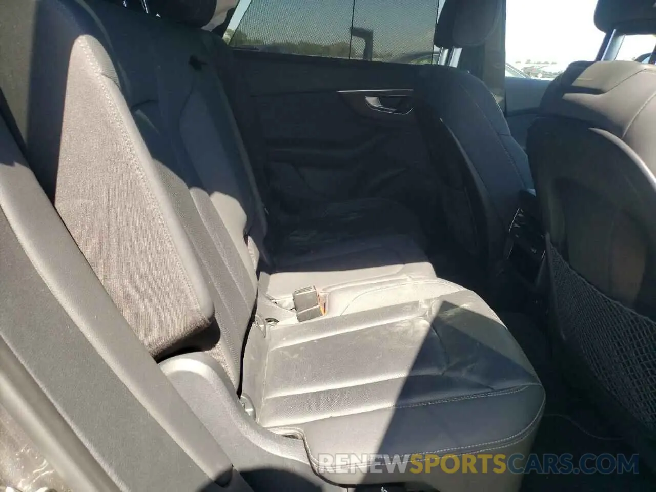 11 Photograph of a damaged car WA1CVAF13KD015618 AUDI Q8 2019