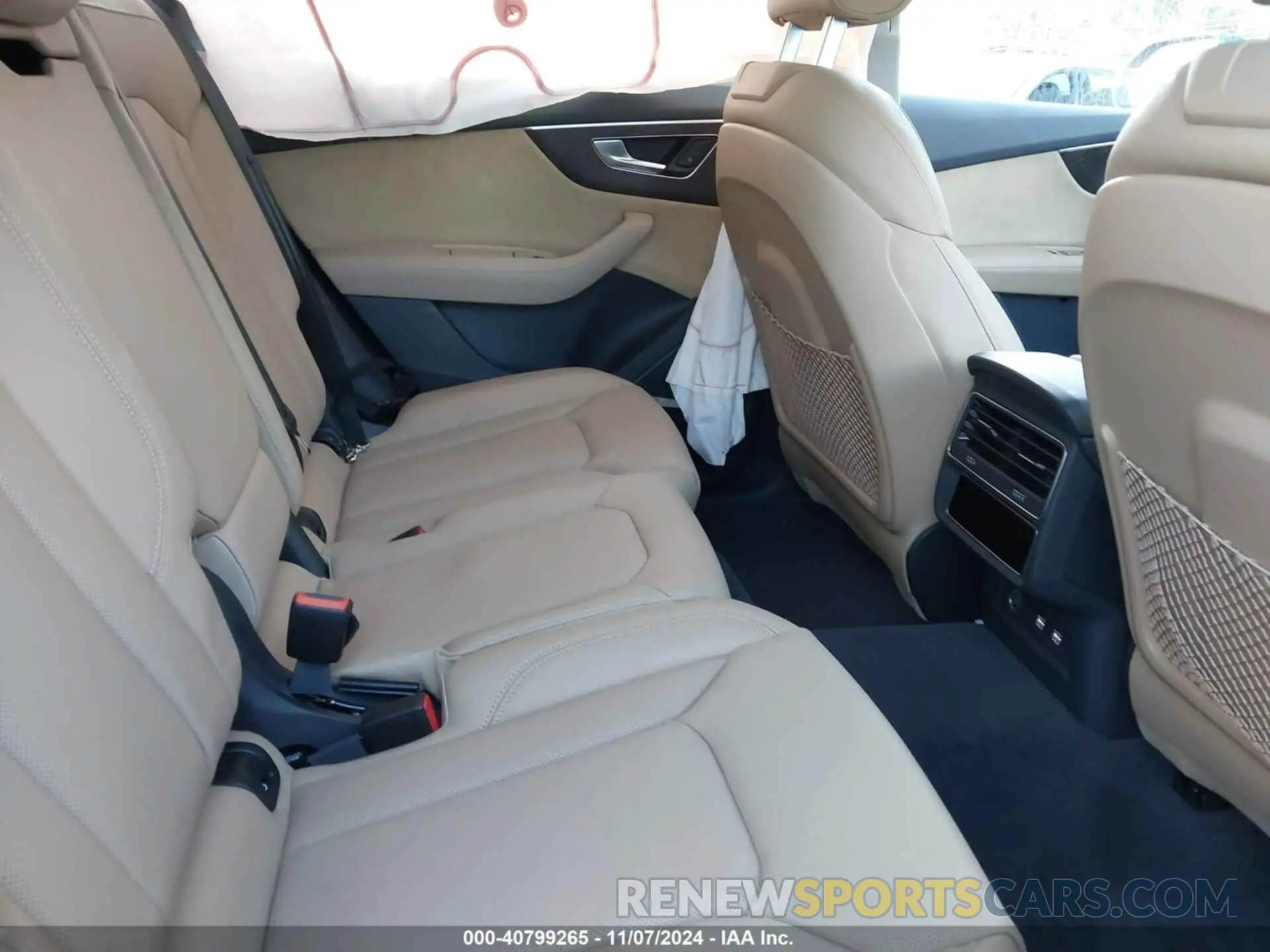 8 Photograph of a damaged car WA1CVAF16KD045583 AUDI Q8 2019