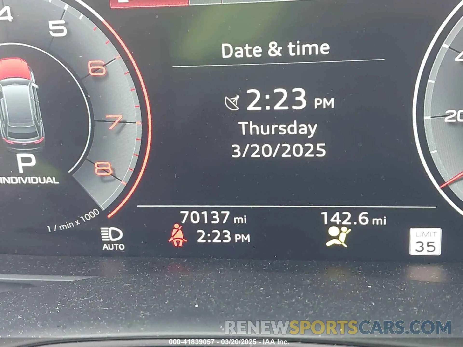 15 Photograph of a damaged car WA1CVAF19KD008236 AUDI Q8 2019