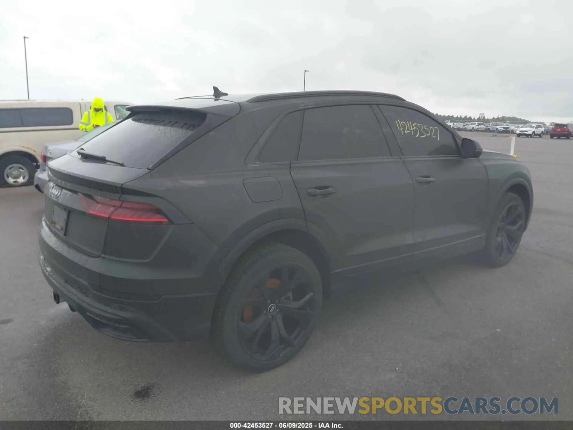 4 Photograph of a damaged car WA1DVAF19KD024487 AUDI Q8 2019